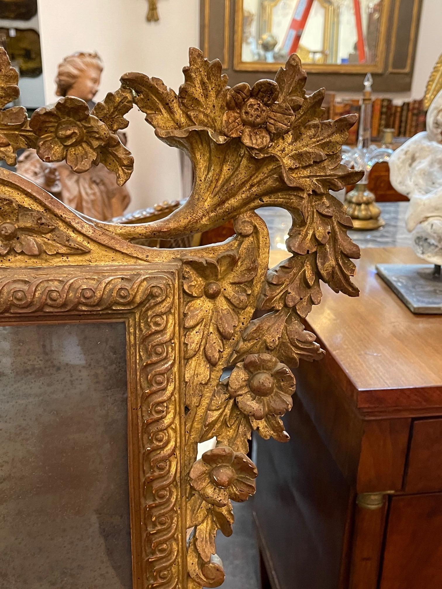 19th Century Italian Carved and Giltwood Mirror 2