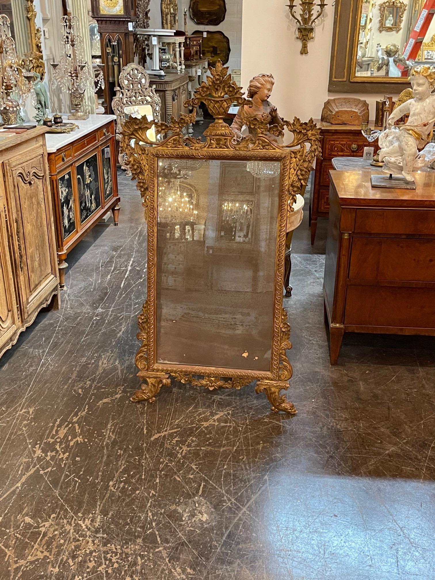 19th Century Italian Carved and Giltwood Mirror 5