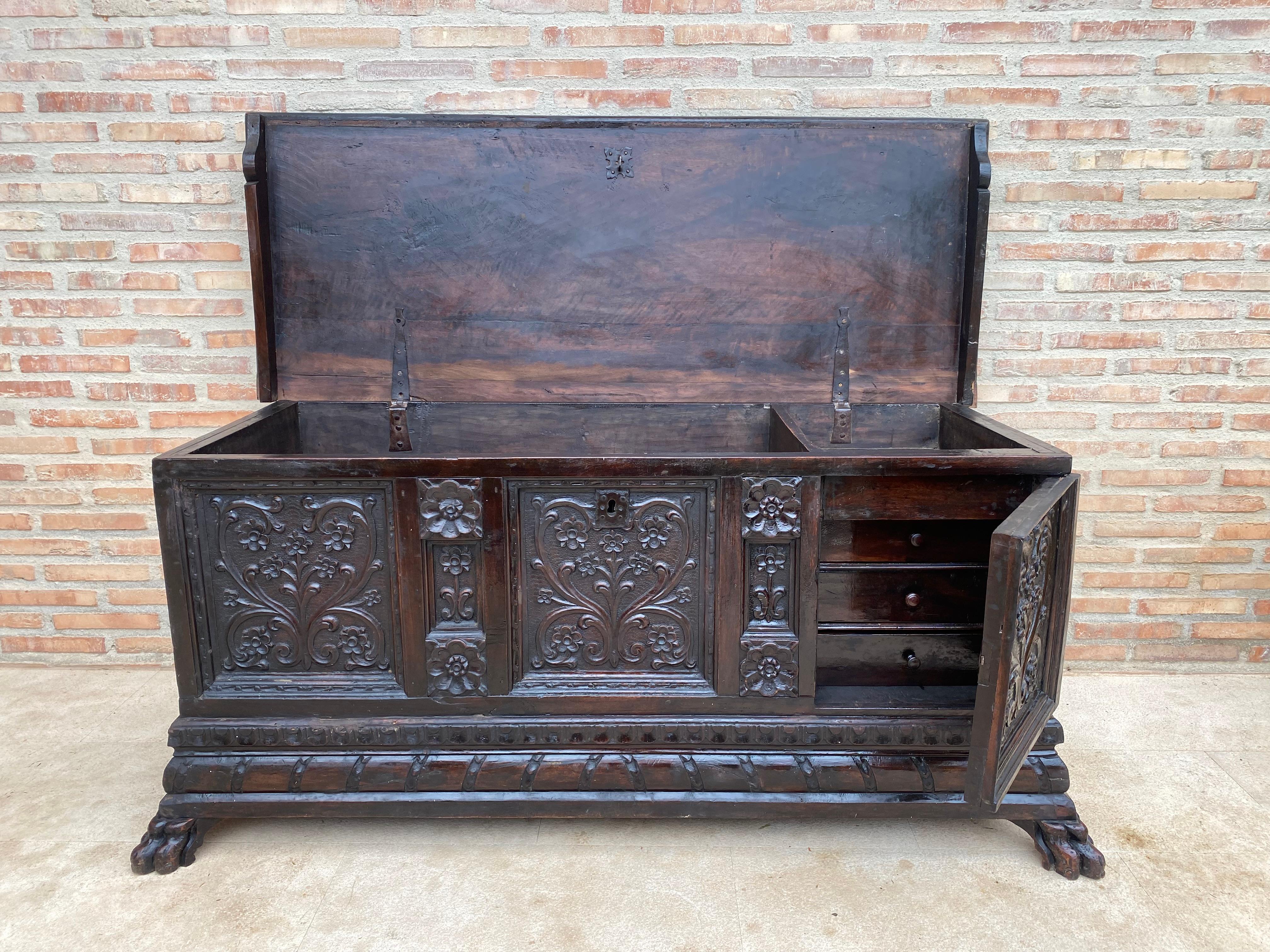 Walnut 19th Century Italian Carved Cassone Trunk with Original Hardware, 1890s