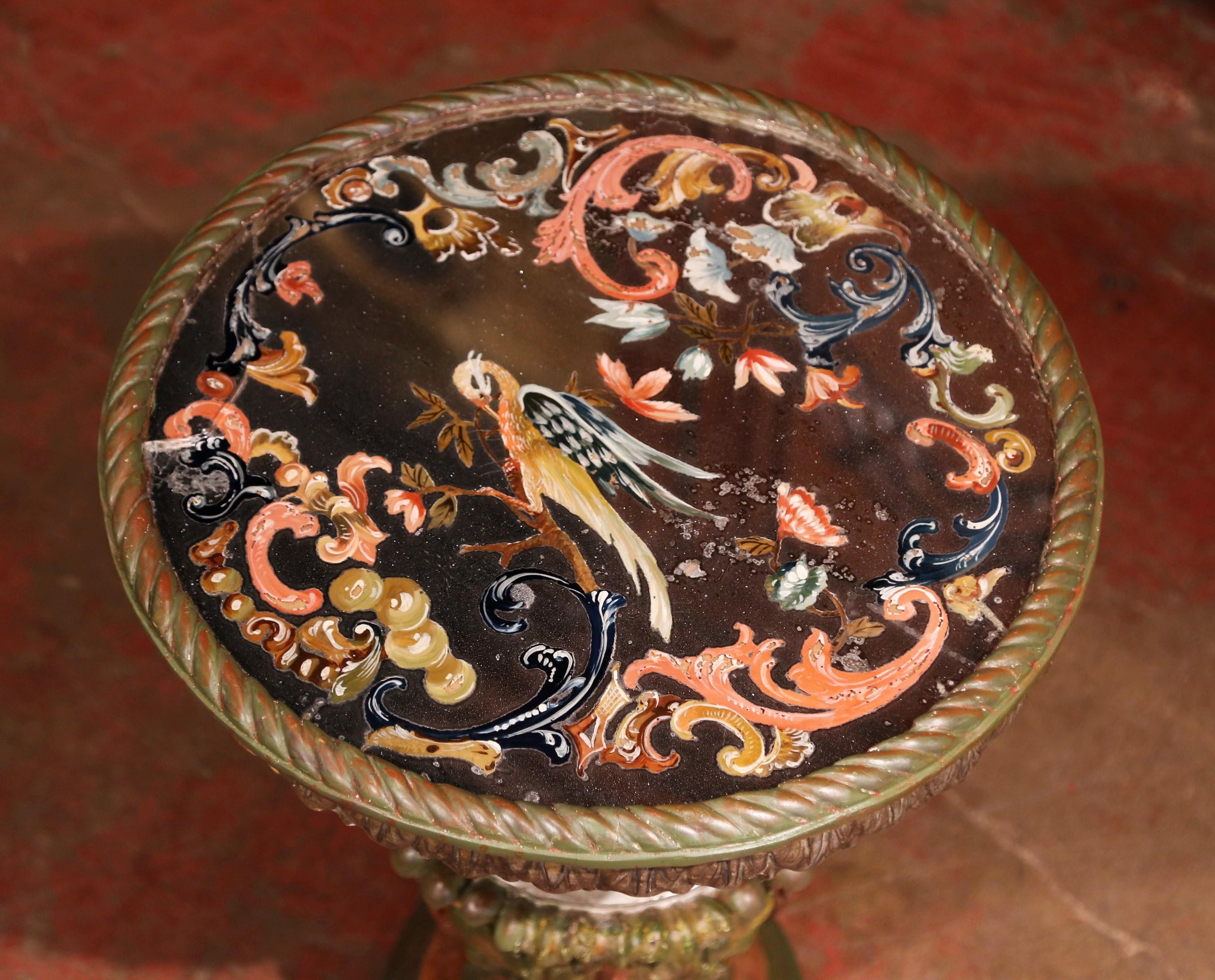 Italienischer Beistelltisch aus geschnitztem und bemaltem Giltwood des 19. Jahrhunderts mit Eglomise-Platte (Handbemalt) im Angebot
