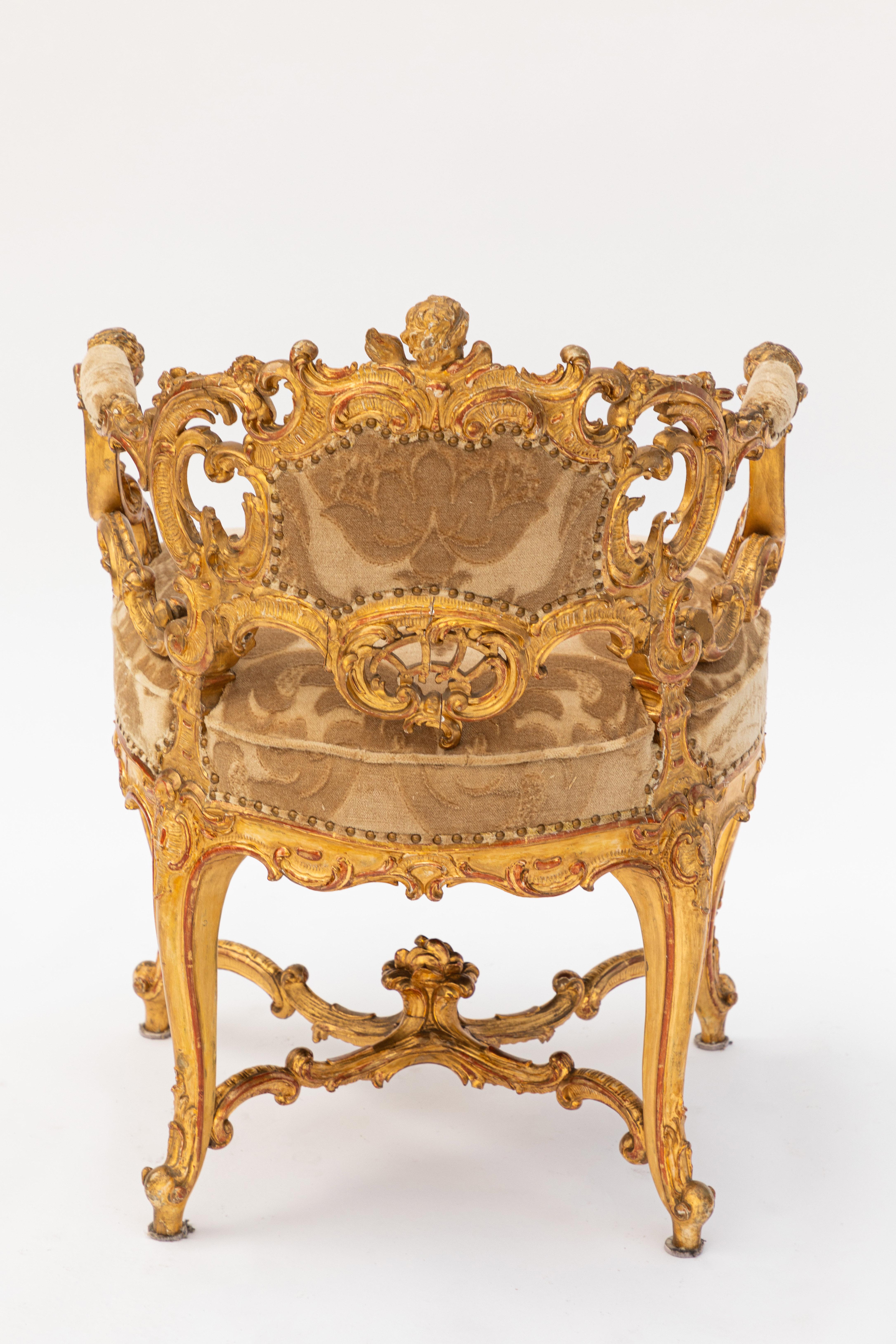 19th Century Italian Carved Giltwood Armchair with Cherub Motif 2