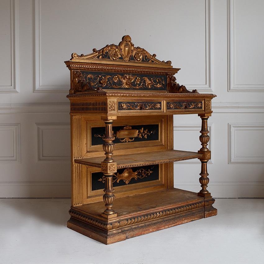 19th Century Italian Carved Giltwood Buffet In Good Condition For Sale In London, GB