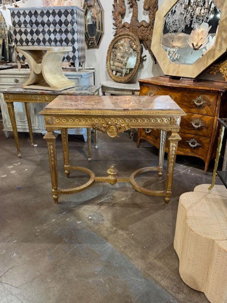 Italienischer Konsolentisch aus geschnitztem Giltwood mit Marmorplatte aus dem 19. im Angebot 2