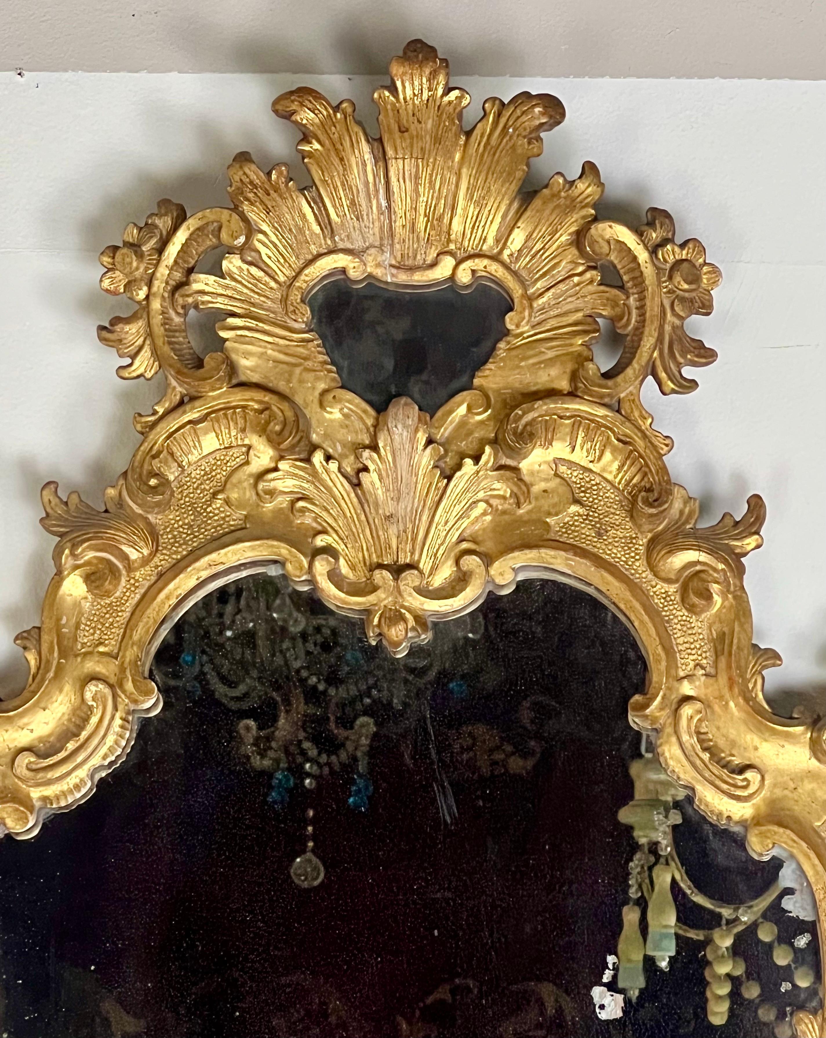 Rococo Miroirs italiens en bois doré sculpté du XIXe siècle en vente