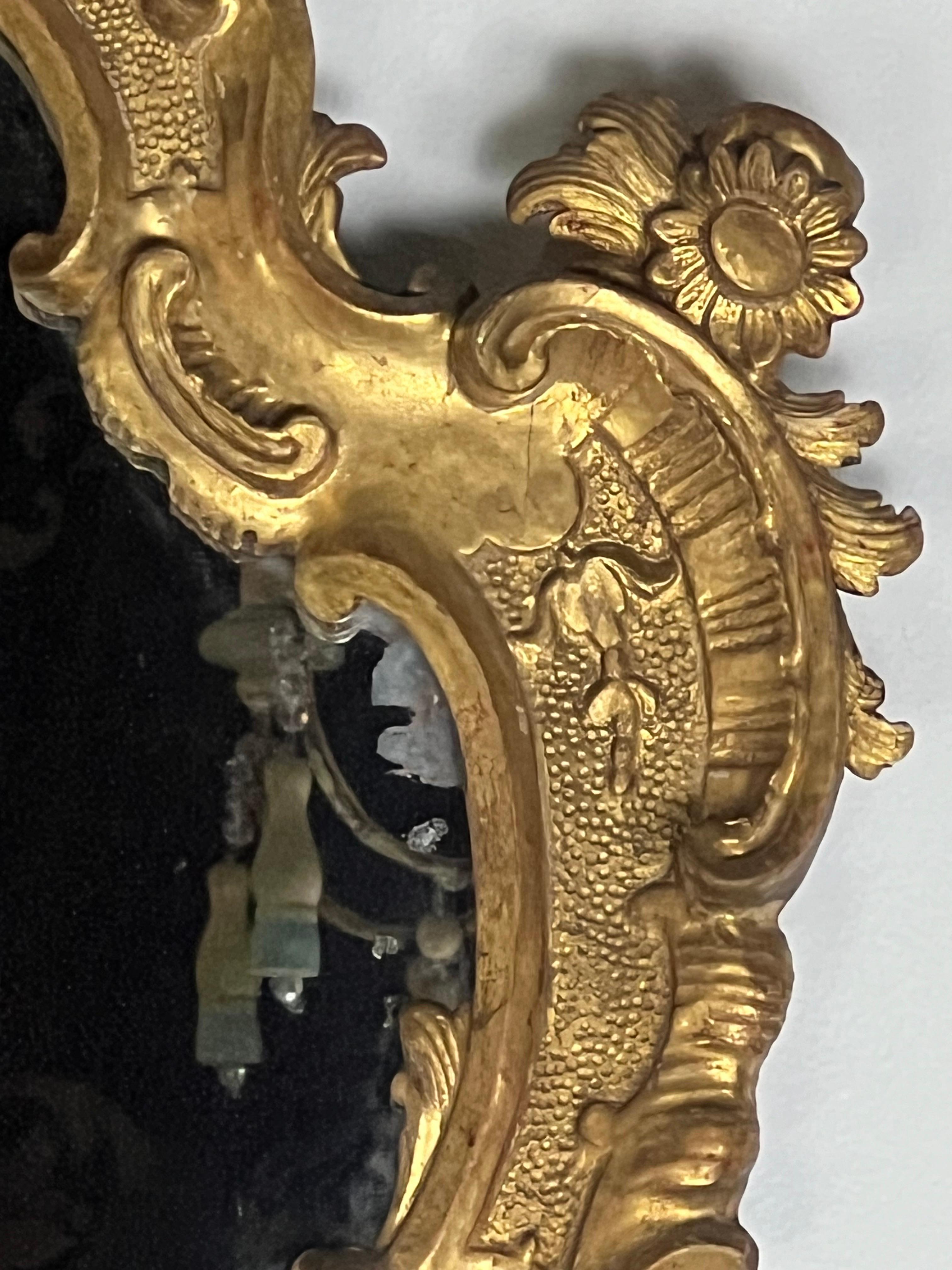 Miroirs italiens en bois doré sculpté du XIXe siècle en vente 3