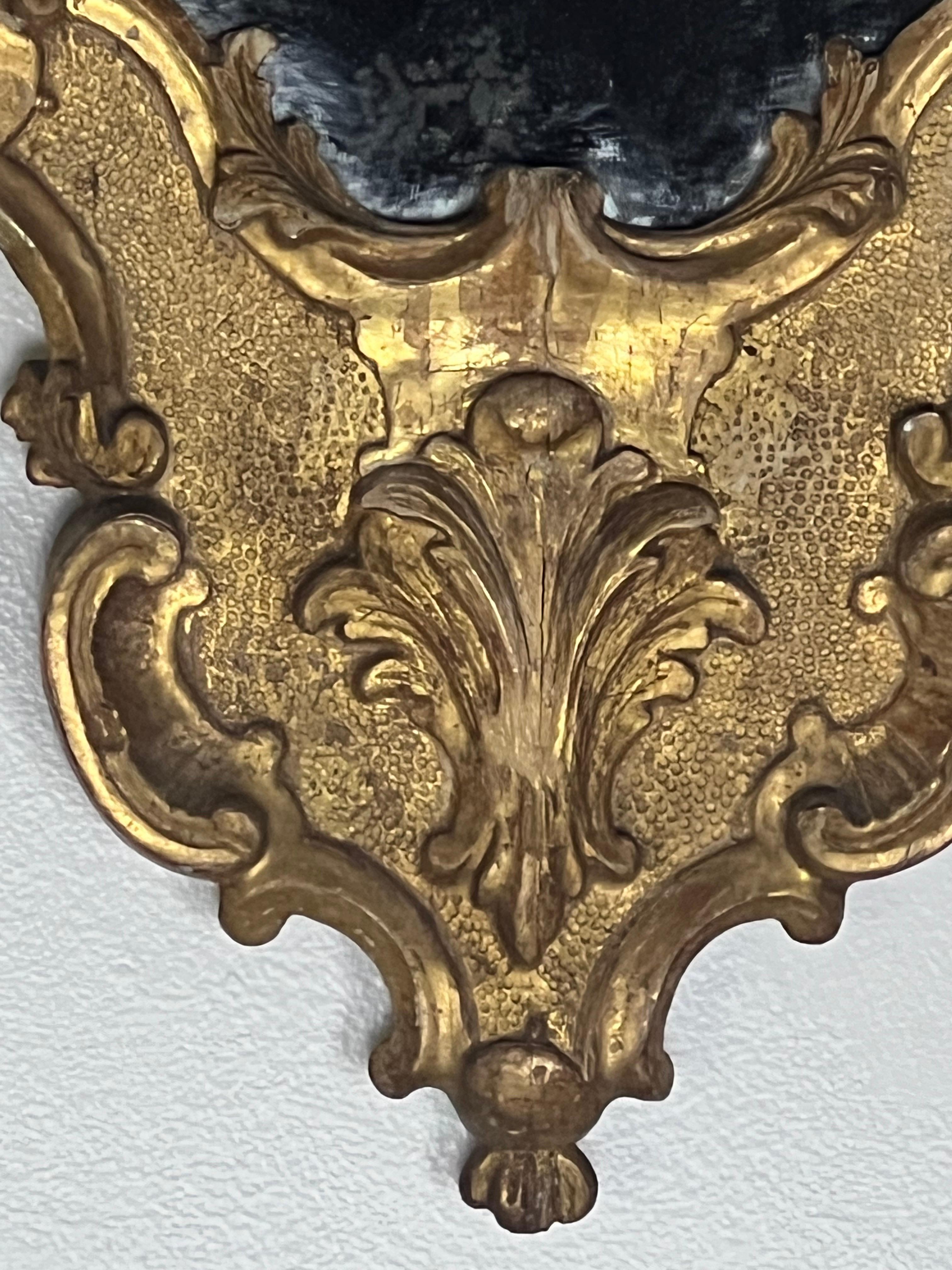 Miroirs italiens en bois doré sculpté du XIXe siècle en vente 5