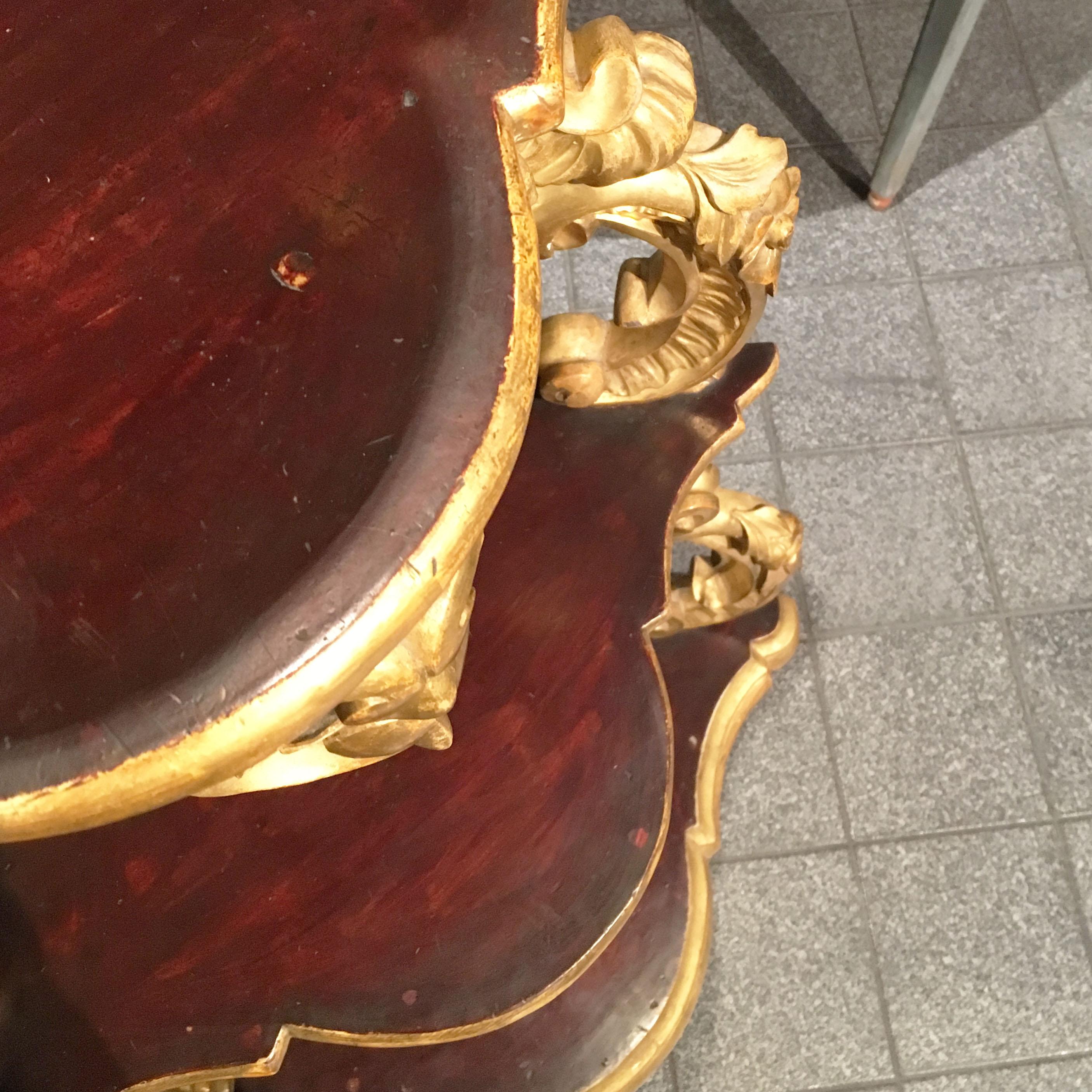 19th Century Italian Carved Louis Philippe Corner Shelf with Gold Leaf Gilding 5