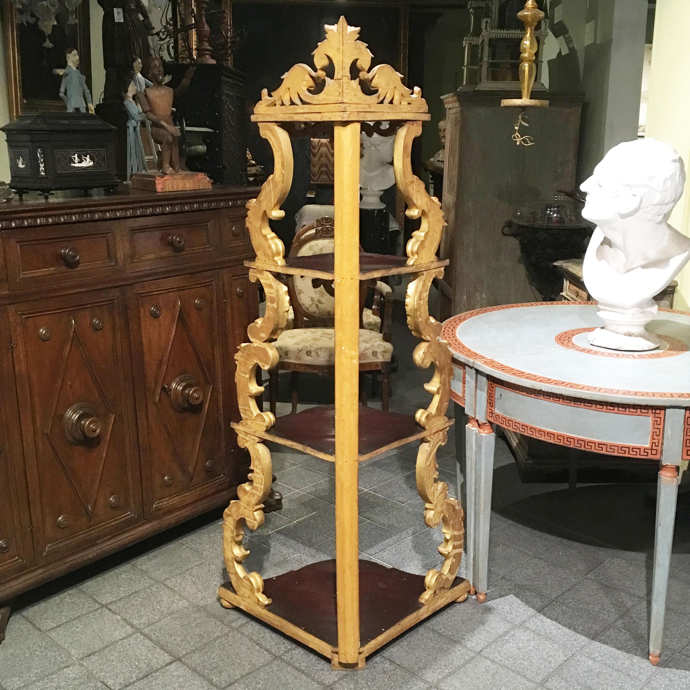 19th Century Italian Carved Louis Philippe Corner Shelf with Gold Leaf Gilding 14
