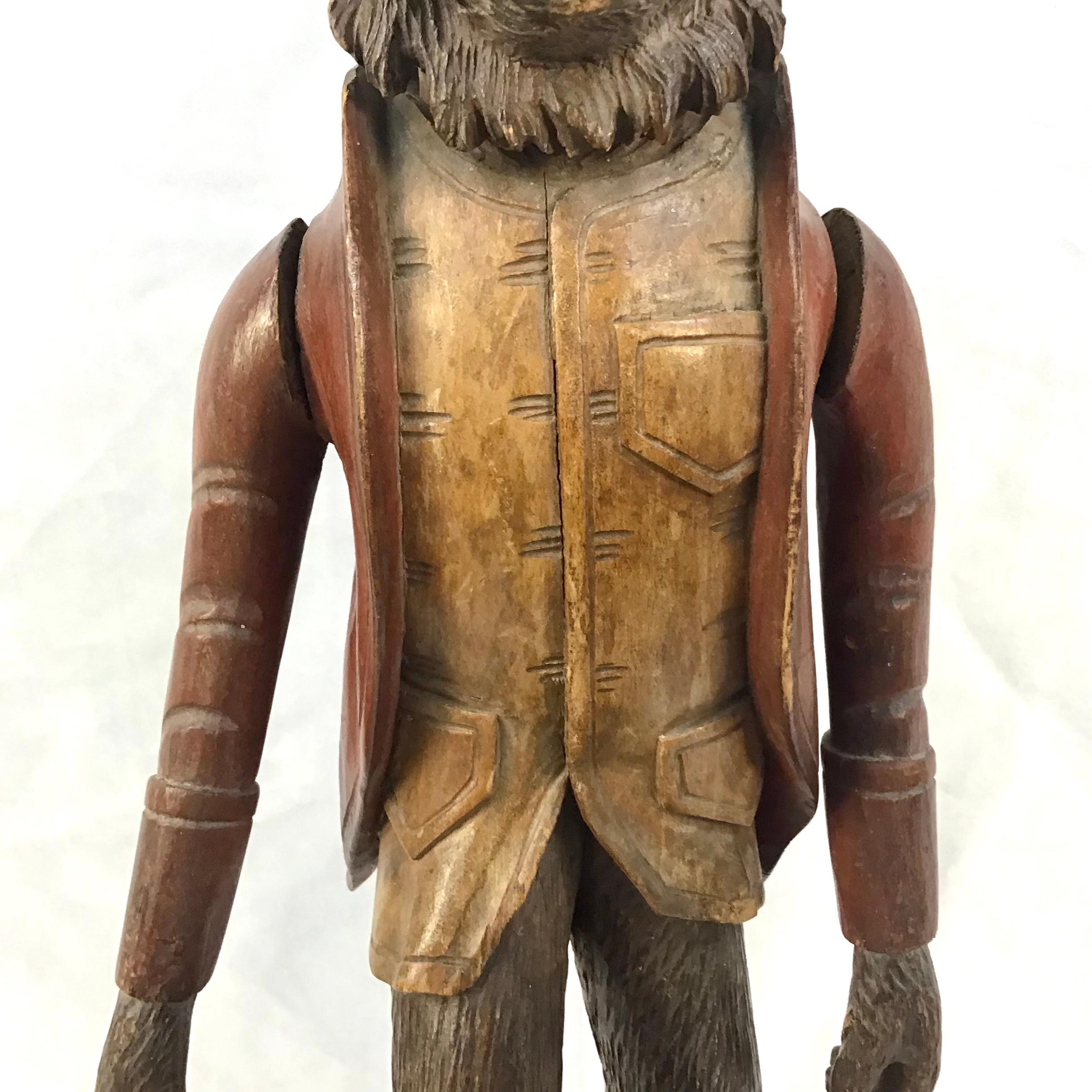 Black Forest 19th Century Italian Carved Monkey Butler For Sale