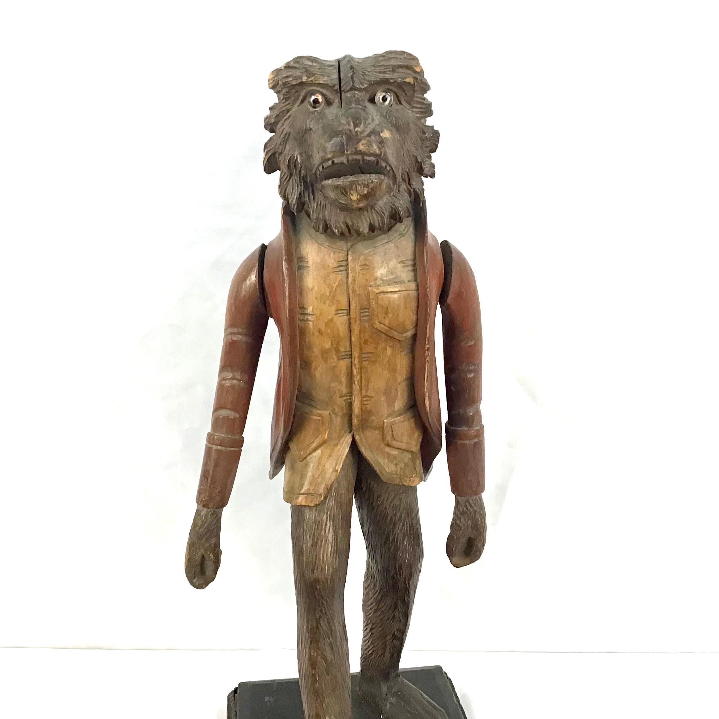 Hand-Carved 19th Century Italian Carved Monkey Butler For Sale