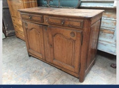 19th Century Italian Carved Oak Wood Cupboard with Drawers and Shutters, 1890s