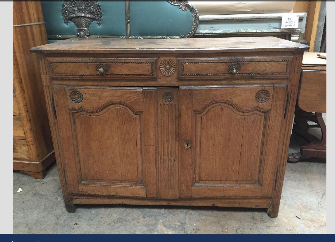 French Provincial 19th Century Italian Carved Oak Wood Cupboard with Drawers and Shutters, 1890s For Sale