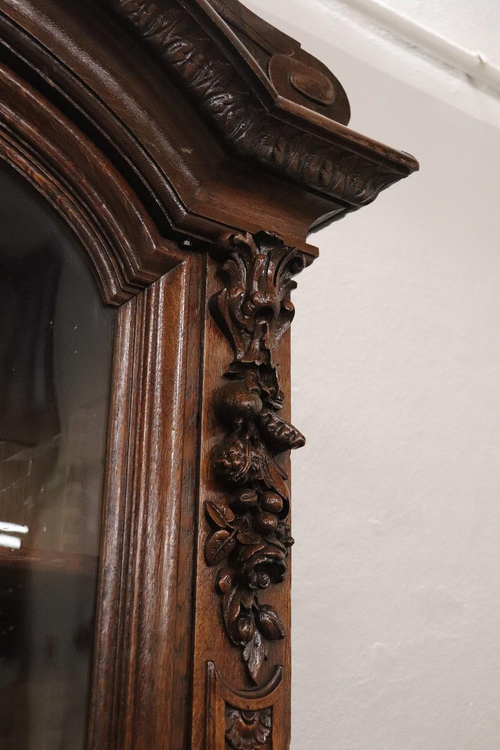 19th Century Italian Carved Oak Wood Majestic Antique Sideboard, 1850s For Sale 3