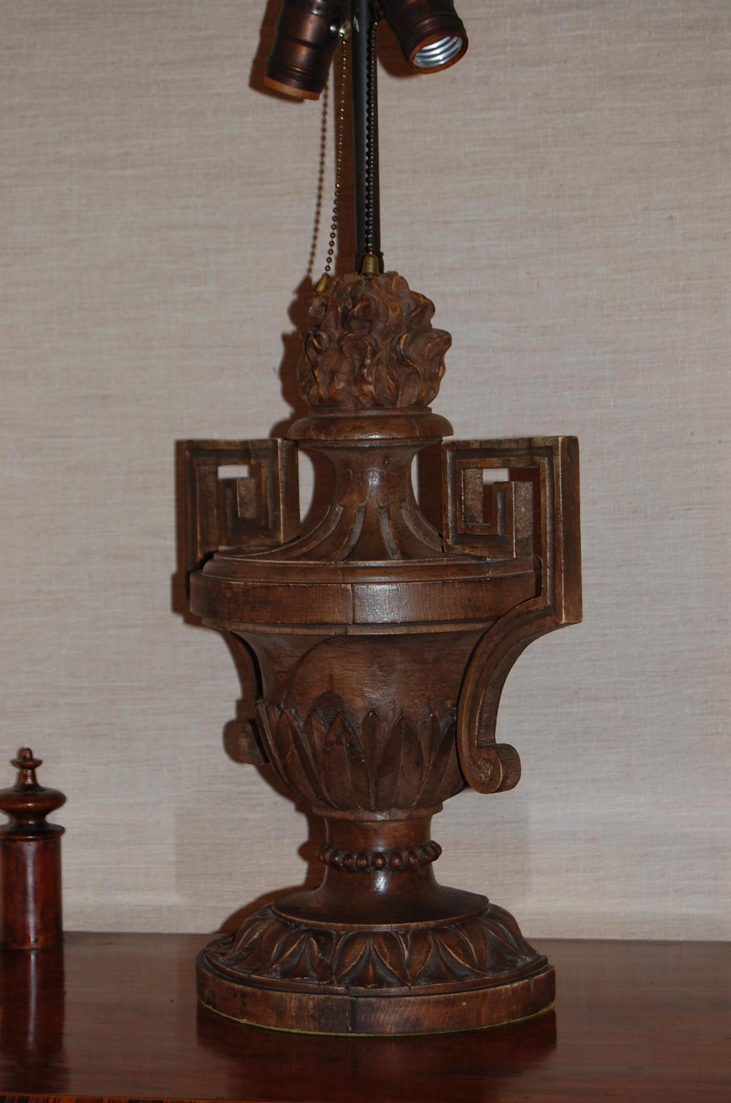 19th Century Italian Carved Pine Finial Wired as a Table Lamp For Sale 2