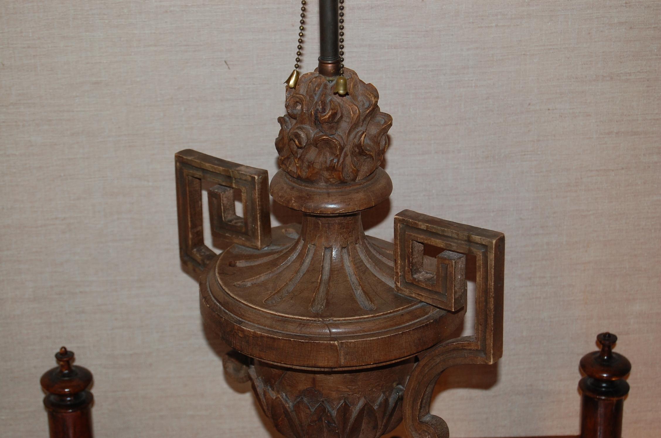 19th Century Italian Carved Pine Finial Wired as a Table Lamp For Sale 3