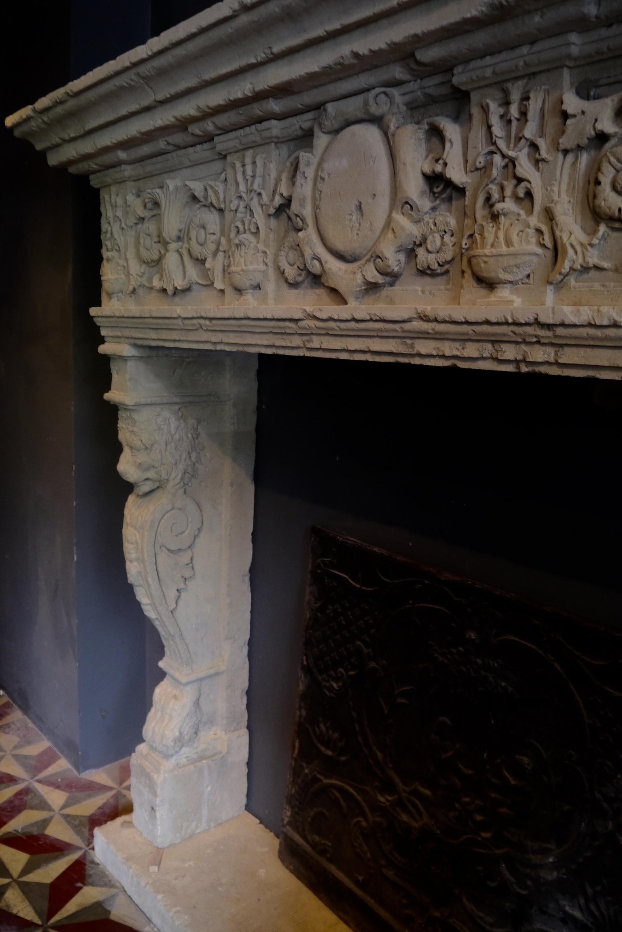 19th Century Italian Carved Stone Mantel Piece In Distressed Condition For Sale In London, GB