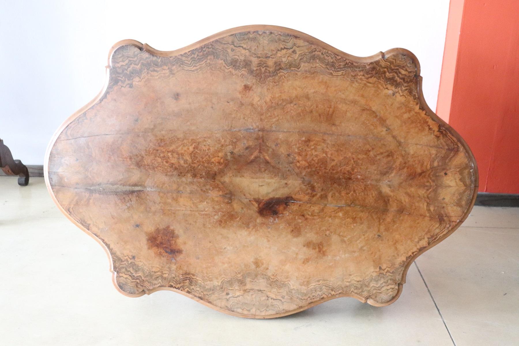 19th Century Italian Carved Walnut and Briar Large Center Table For Sale 4
