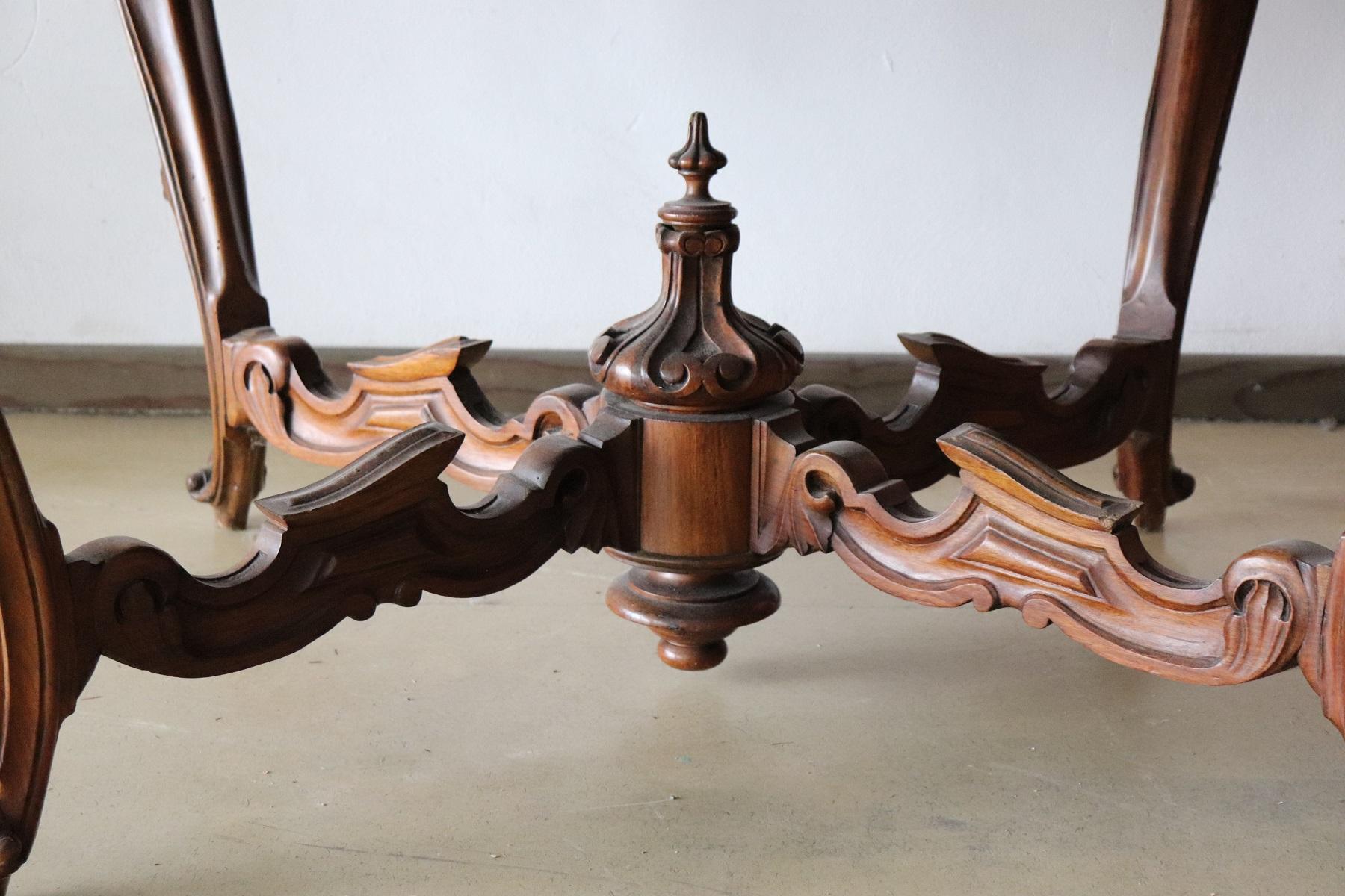 Louis Philippe 19th Century Italian Carved Walnut and Briar Large Center Table For Sale