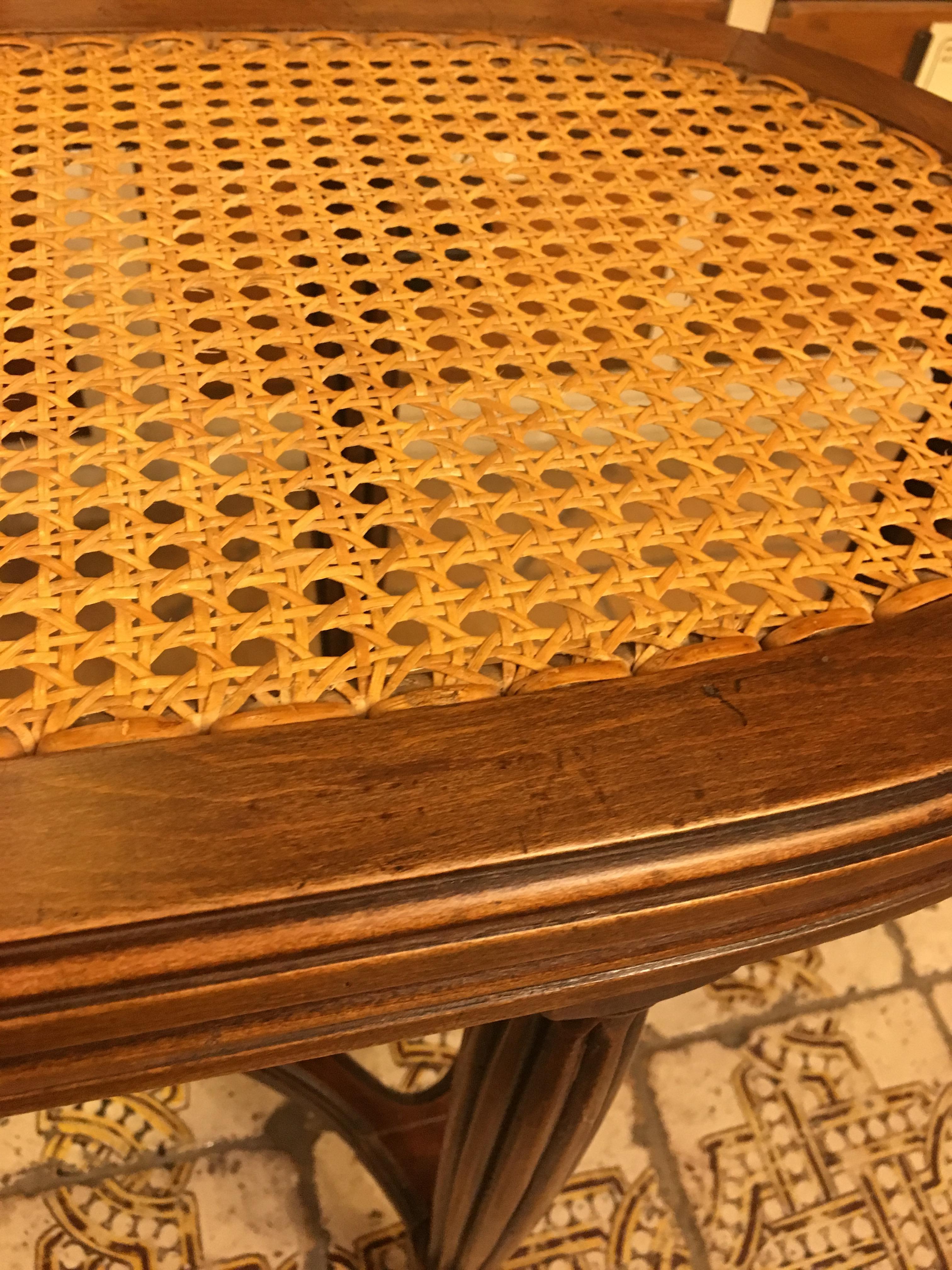 19th Century Italian Carved Walnut Bench with Vienna Straw, 1890s For Sale 5