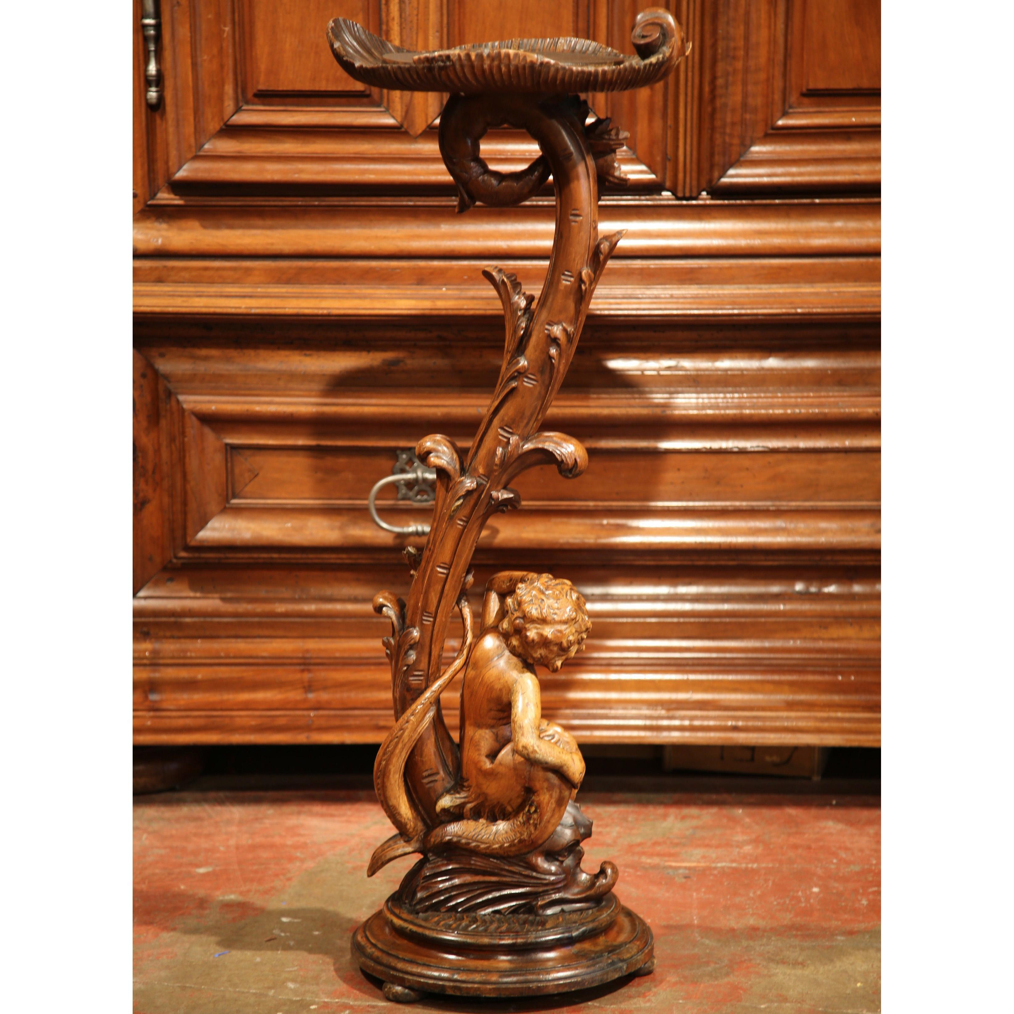 19th Century Italian Carved Walnut Pedestal Table with Cherub Figure 4