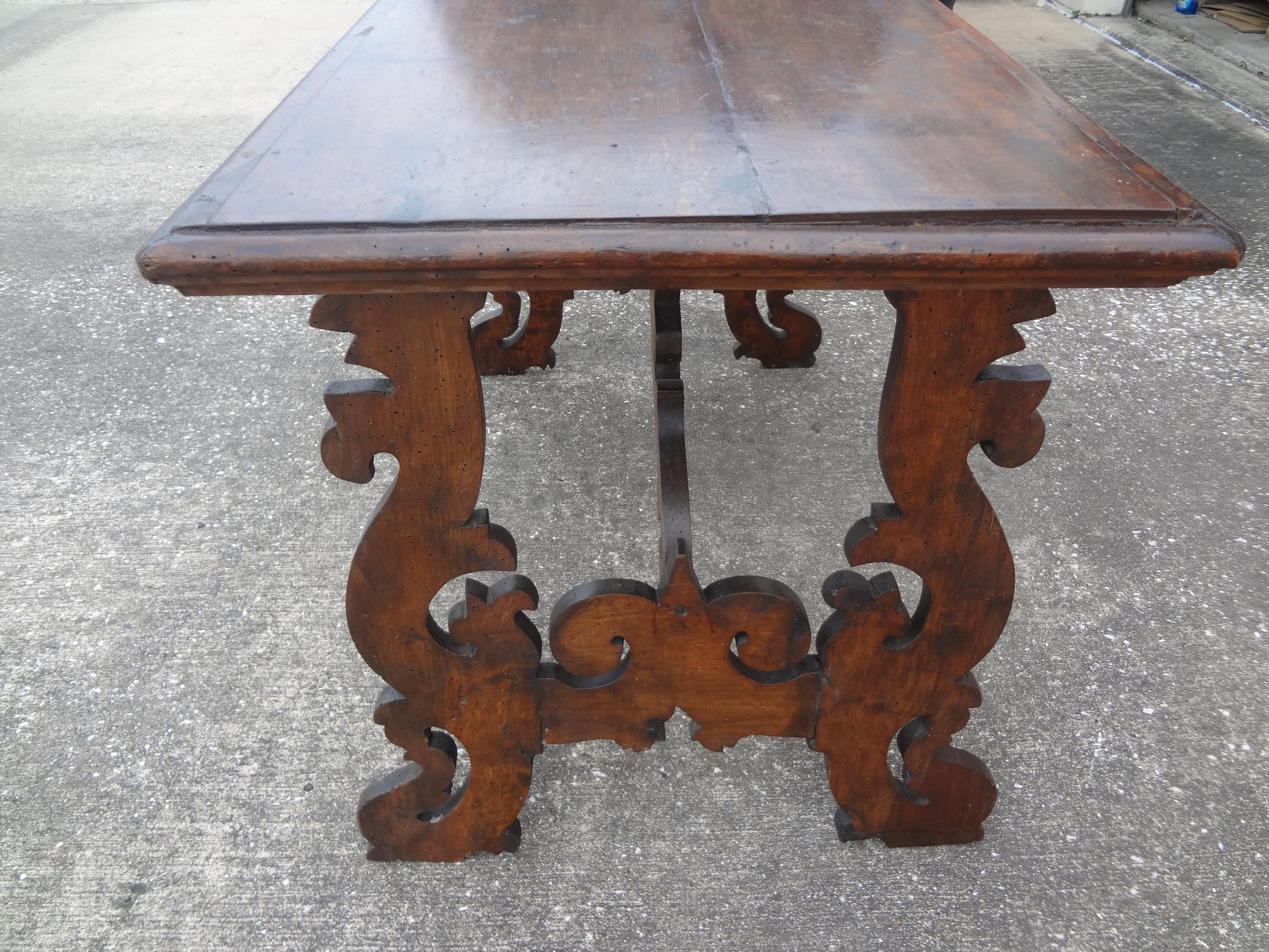 19th Century Italian Carved Walnut Table For Sale 2