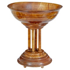 19th century Italian carved walnut tazza