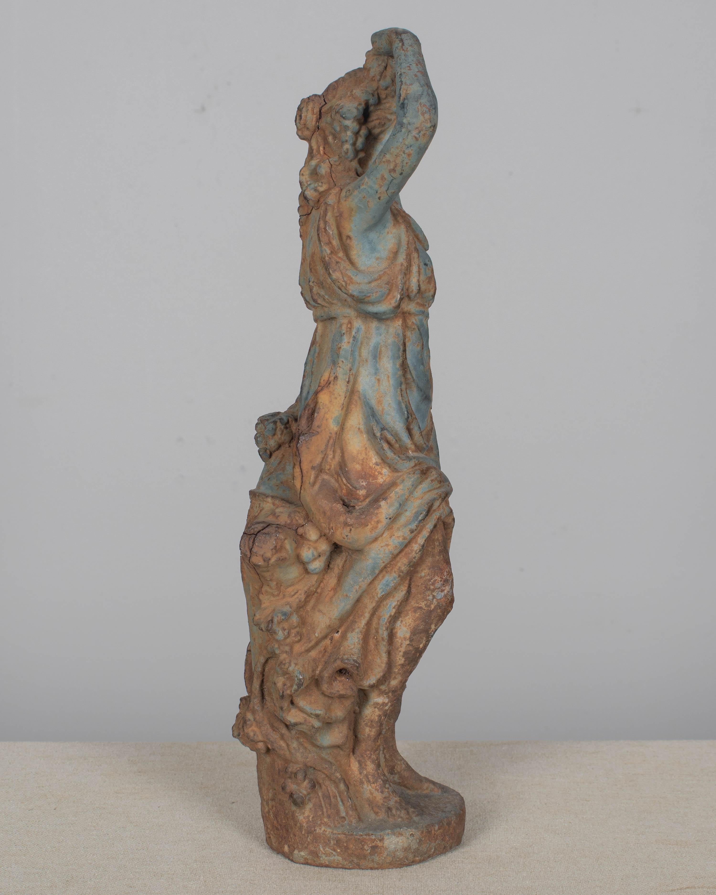 Paire de statues de jardin en fonte italiennes du 19e siècle en vente 2