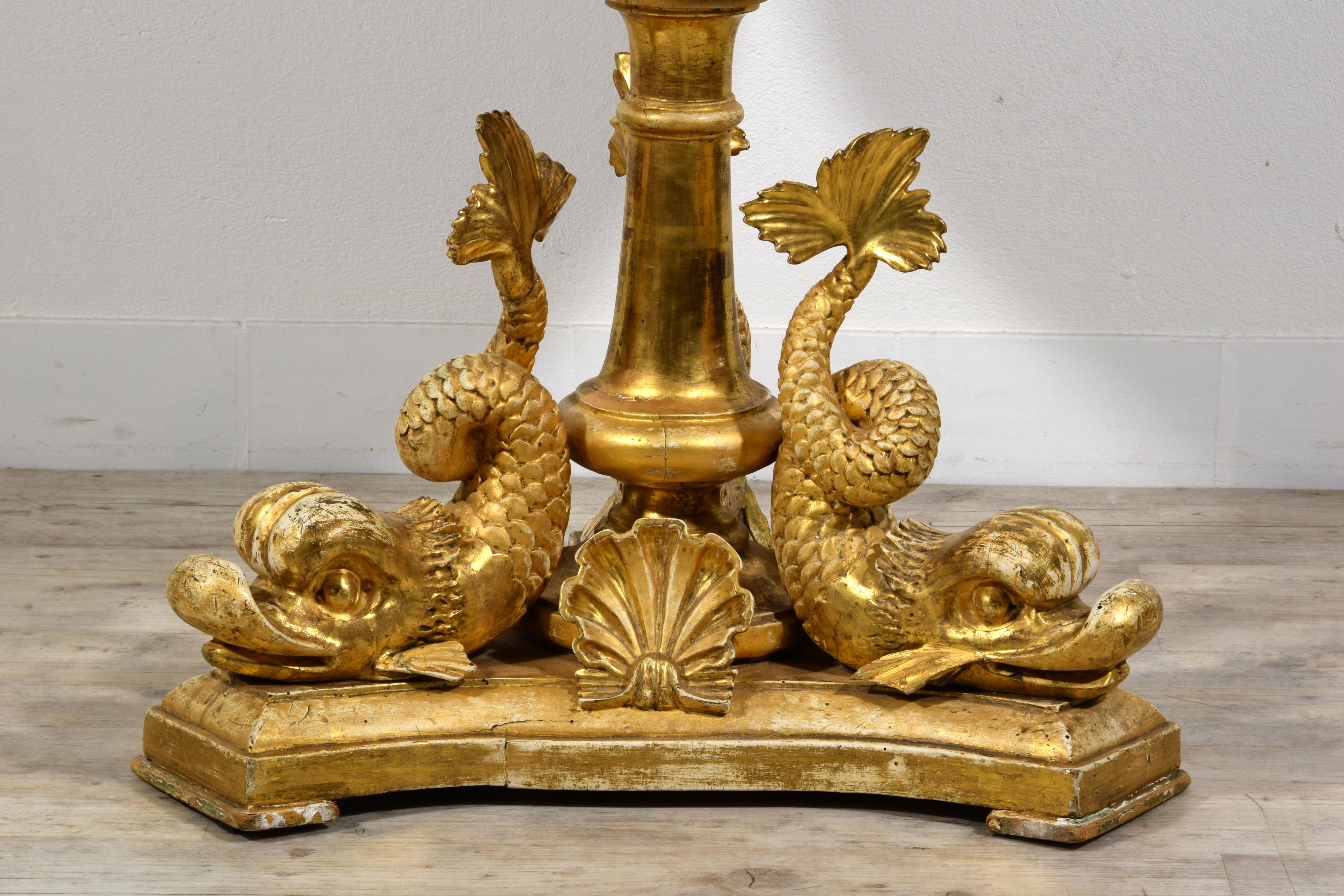 19th Century, Italian Center Table with Marble Top Giltwood Base For Sale 3