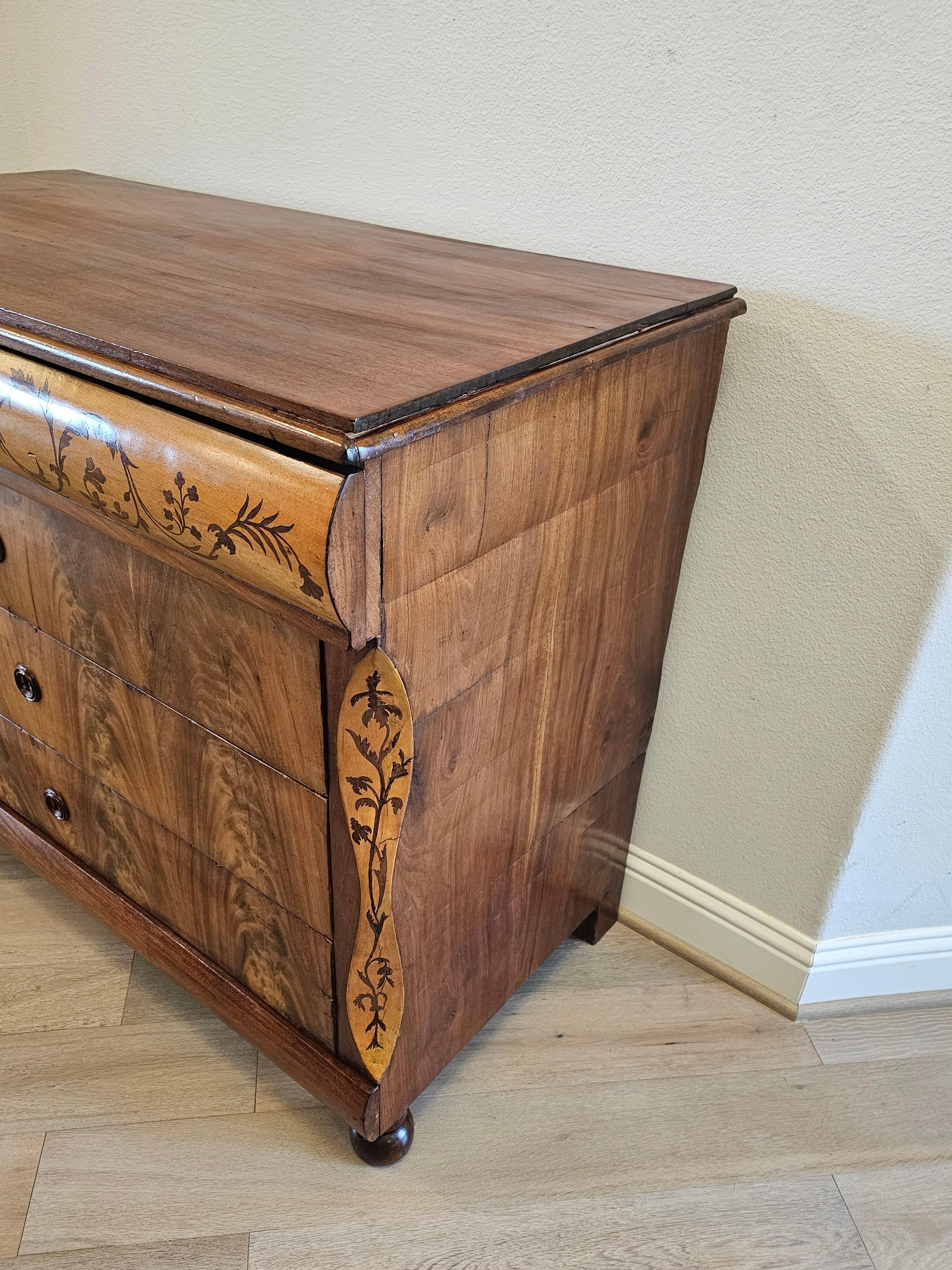 19th Century Italian Charles X Period Flame Mahogany Chest of Drawers For Sale 1