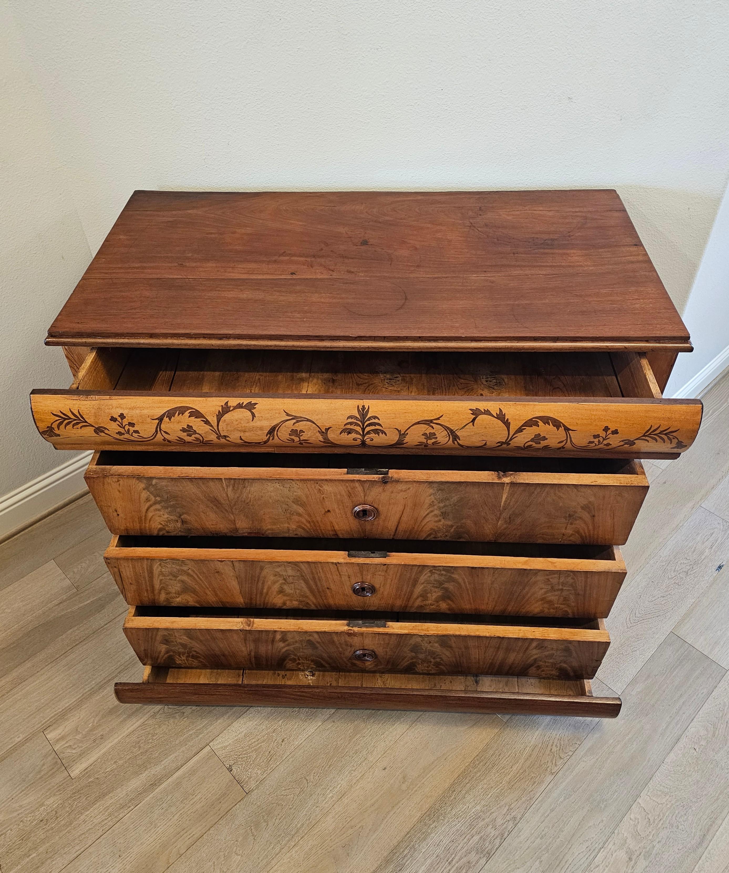 19th Century Italian Charles X Period Flame Mahogany Chest of Drawers For Sale 4