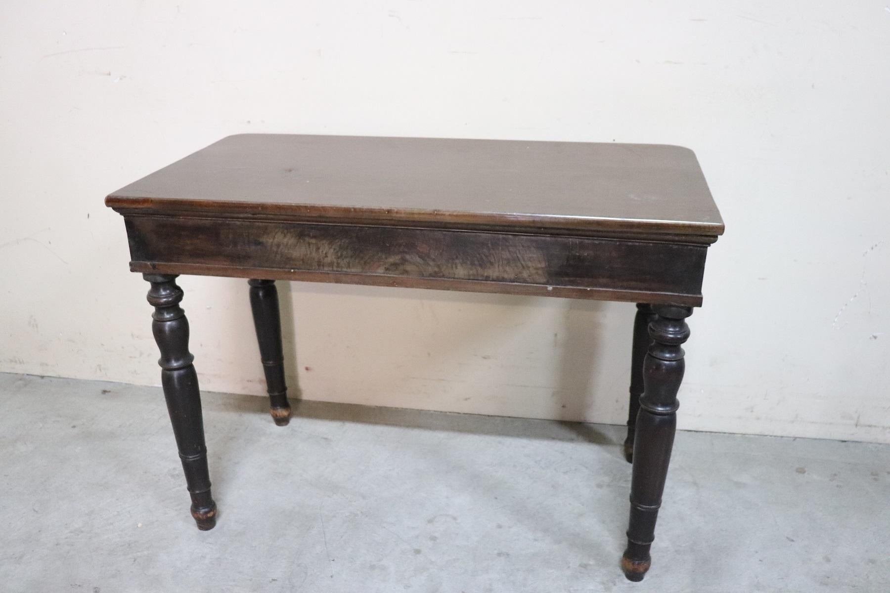 19th Century Italian Charles X Walnut Wood Antique Writing Desk 5