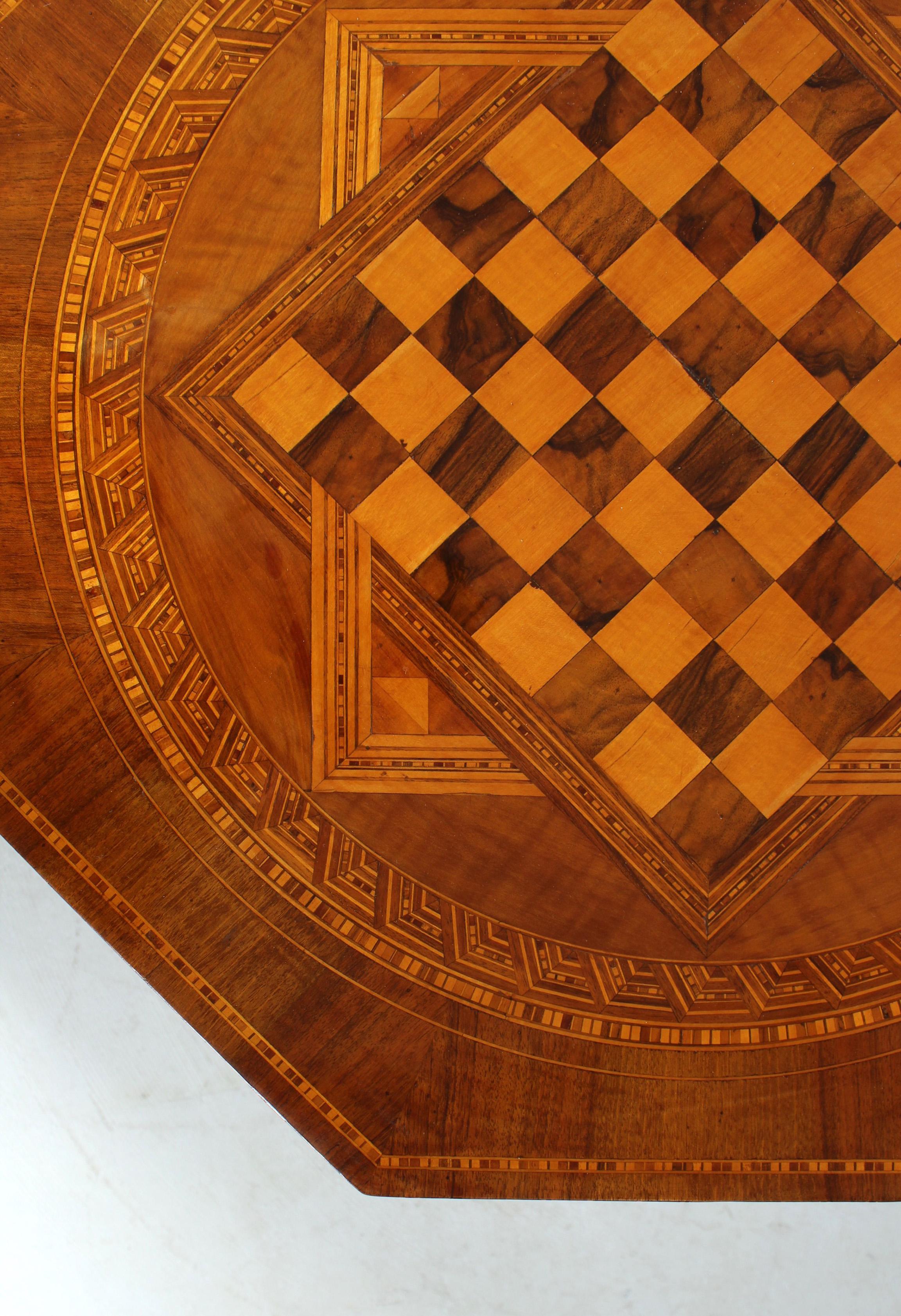 19th Century Italian Chess Table with Rich Marquetry 3