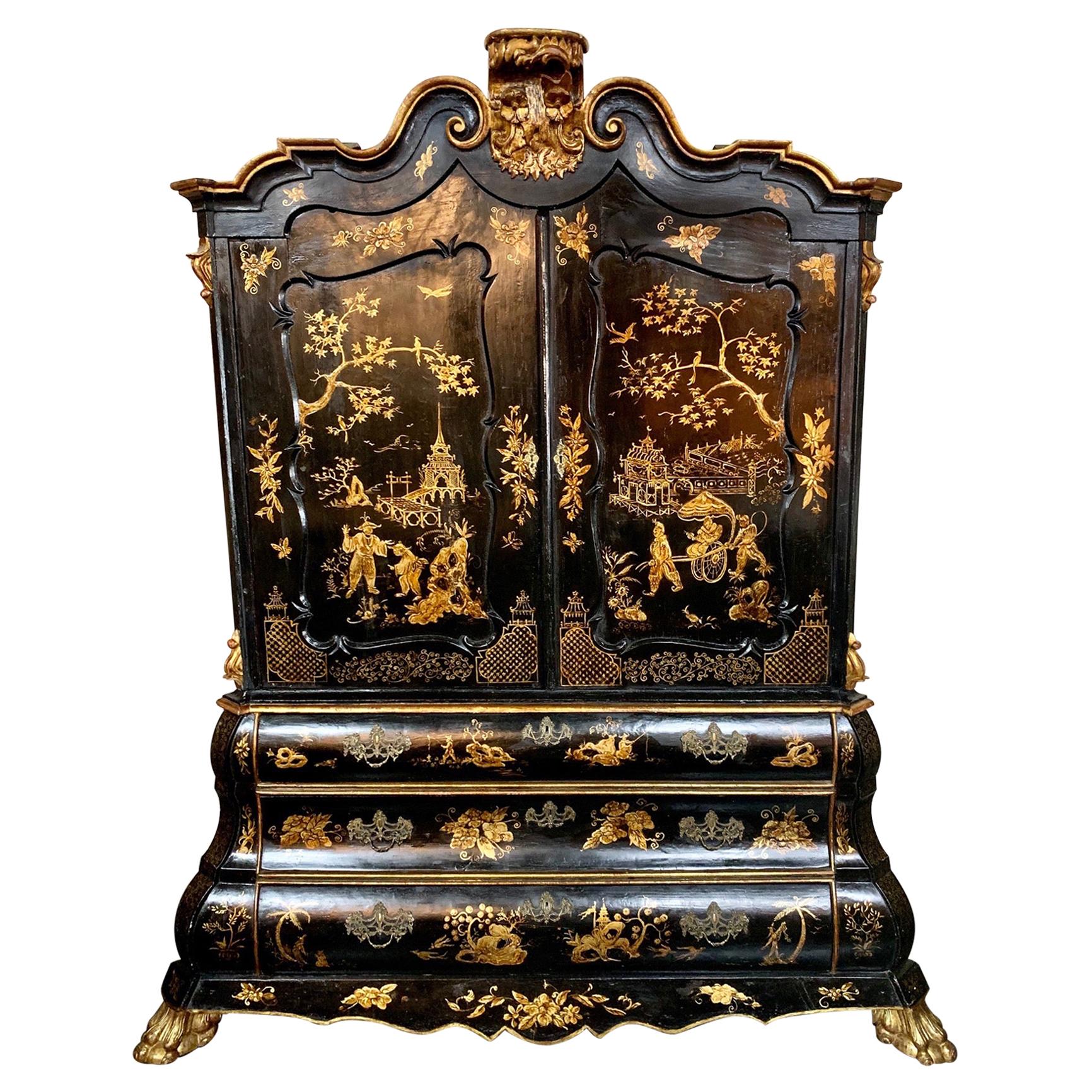19th Century Italian Chinoiserie Decorated Linen Press For Sale