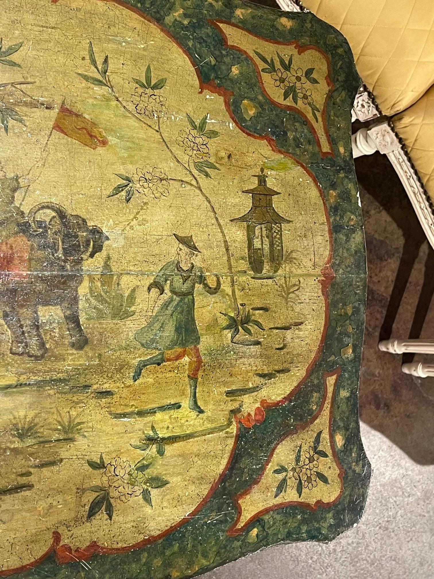 Table d'appoint peinte de style chinoiserie italienne du 19ème siècle Bon état - En vente à Dallas, TX