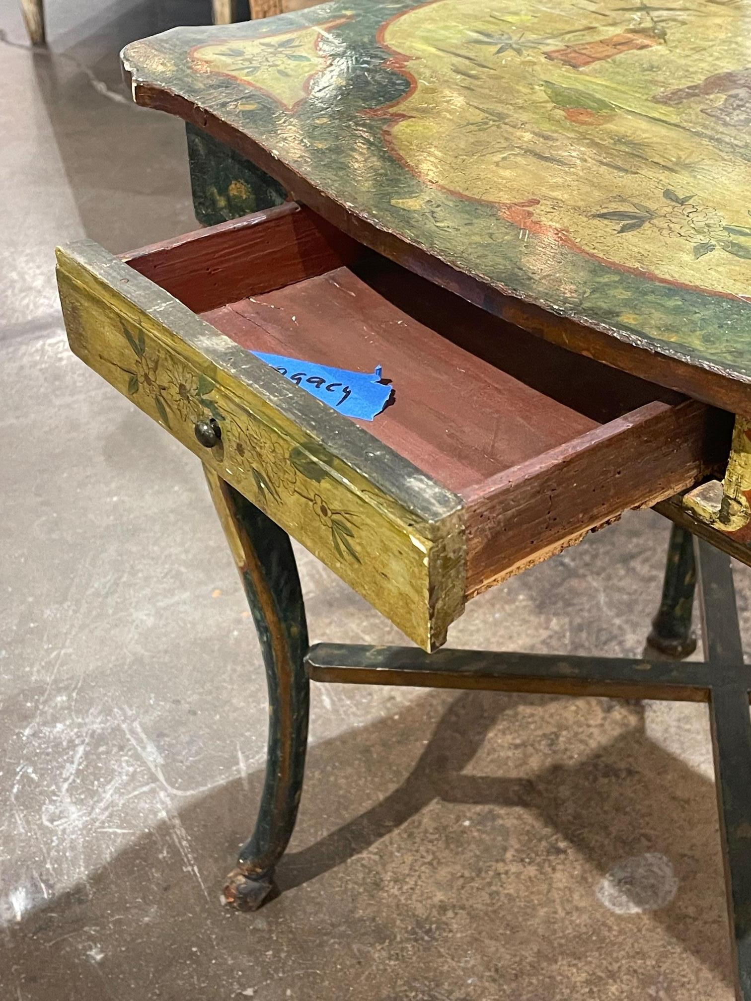 19th Century Italian Chinoiserie Painted Side Table For Sale 2