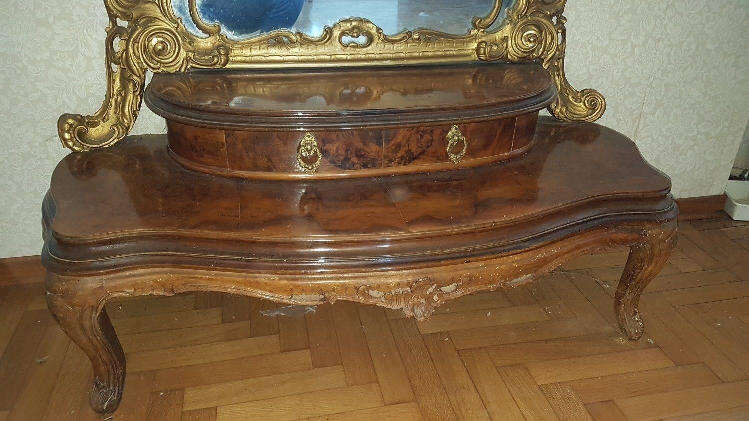 Mobilier de chambre à coucher italien du 19ème siècle Chippendale Bombay en ronce de noyer en vente 4