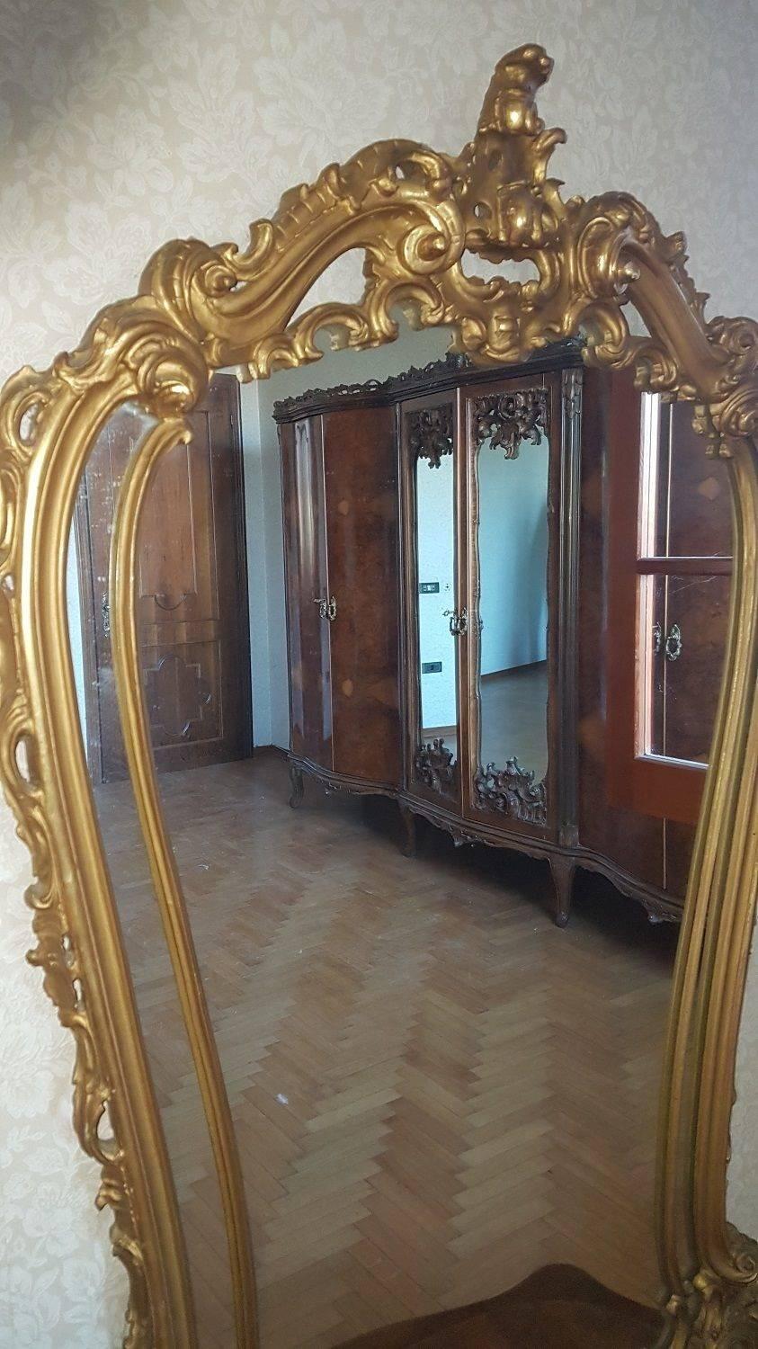 19th Century Italian Chippendale Bombay in Burl Walnut Bedroom Set For Sale 2