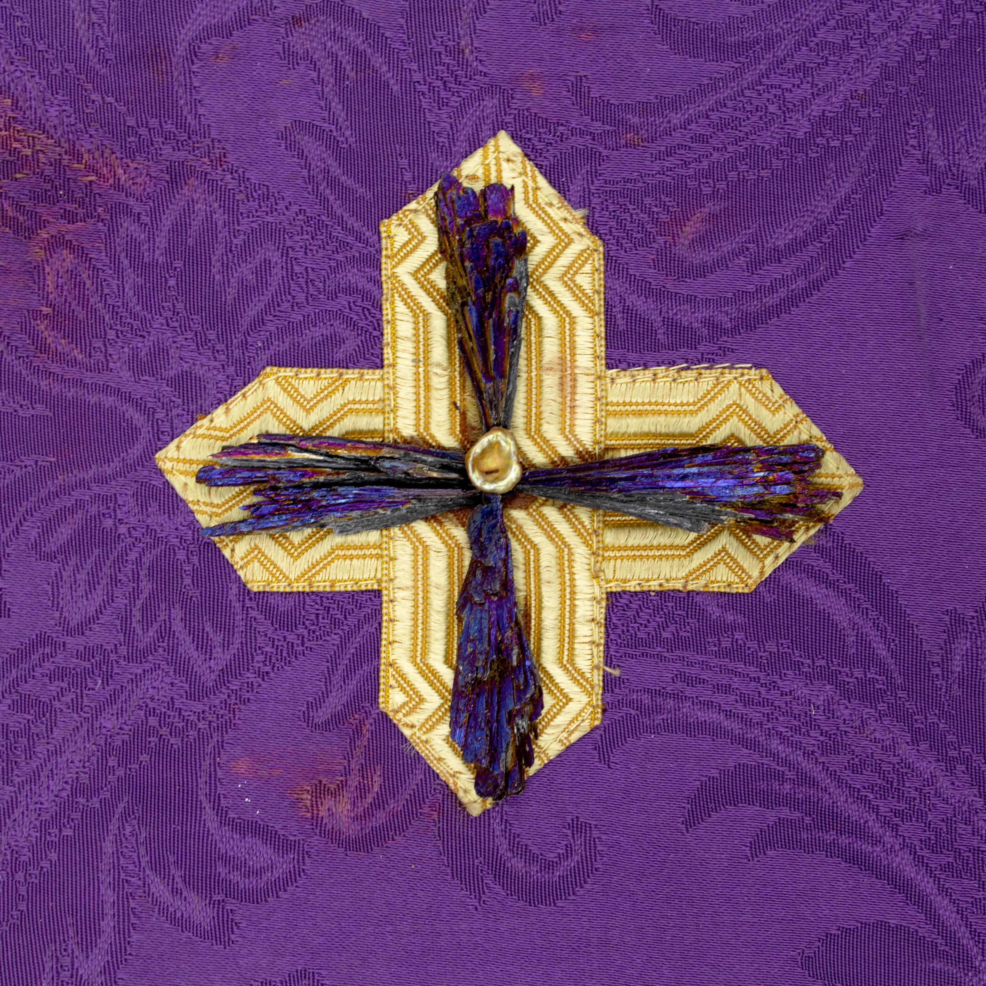 Rococo 19th Century Italian Church Offertory Bag in Purple with Ecclesiastical Trim For Sale