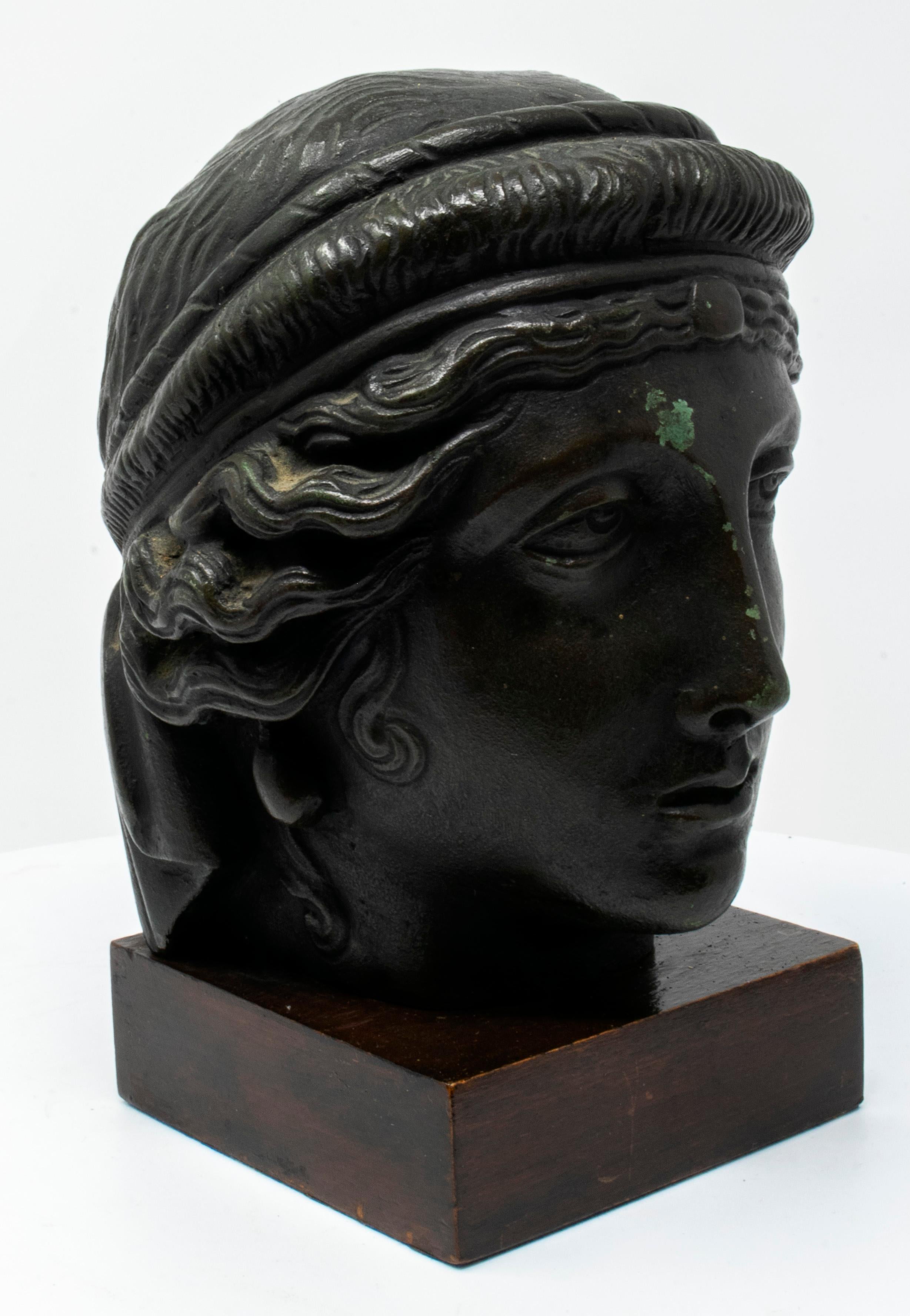 19th Century Italian Classical Greek Bust in Bronze on a Wooden Base 5