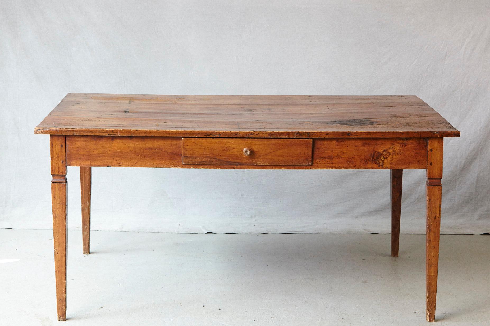 19th Century Italian Country Pine Farm Table with Drawer In Good Condition In Pau, FR