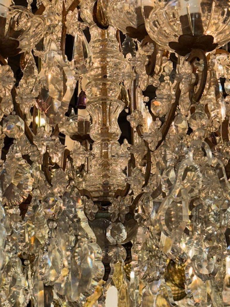 Ametista Lampadario italiano del XIX secolo in cristallo e ametista in vendita