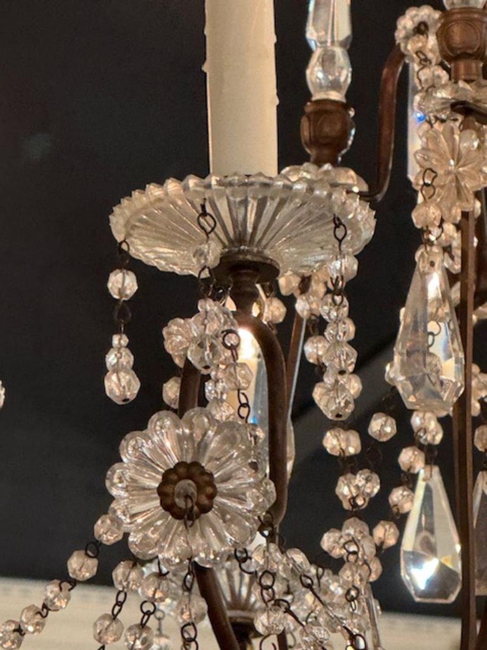 Italiano Lampadario in cristallo italiano del XIX secolo in vendita