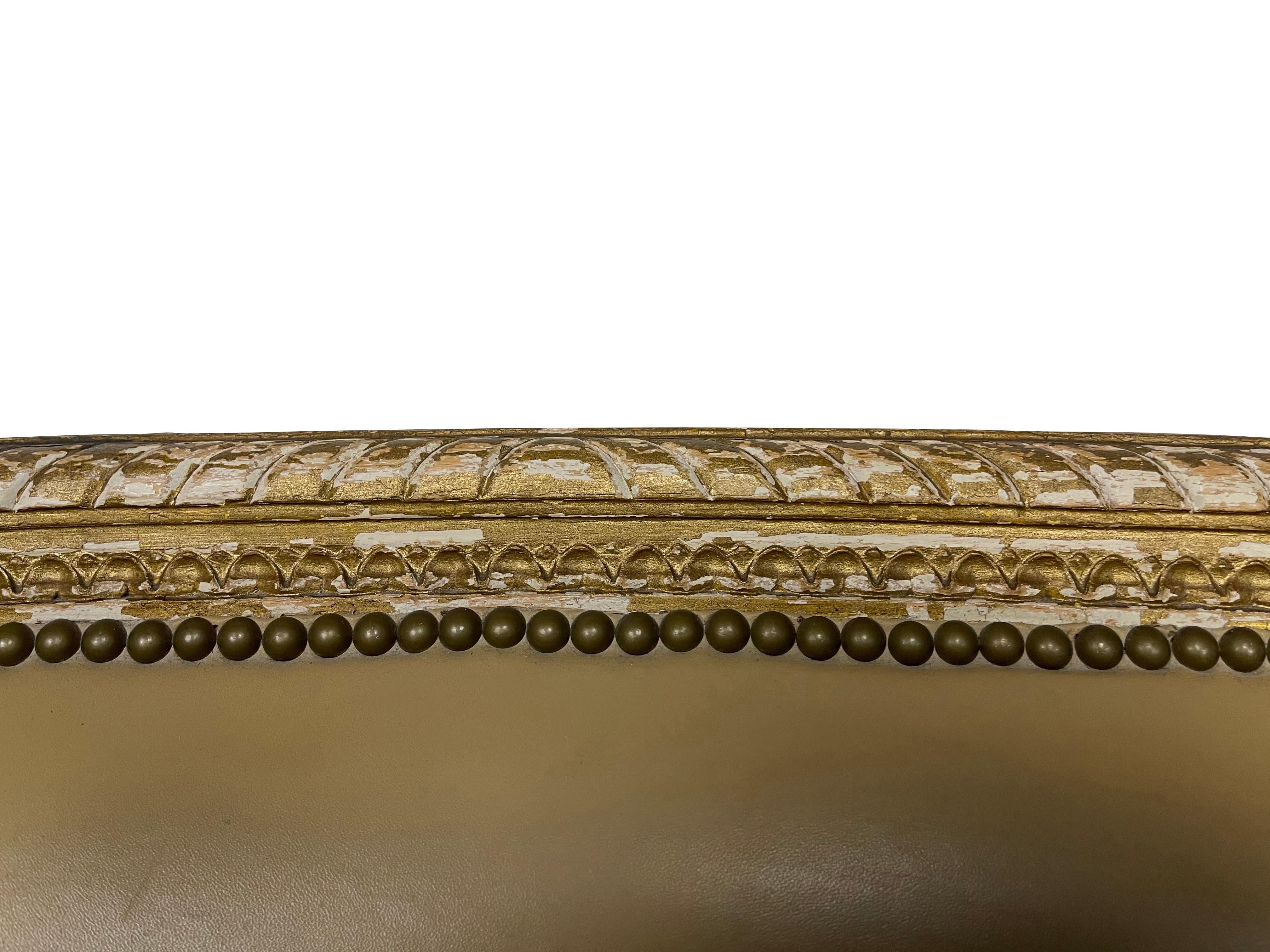 Italienisches, kleines, bemaltes Sofa aus hellbraunem Leder, 19. Jahrhundert im Angebot 1