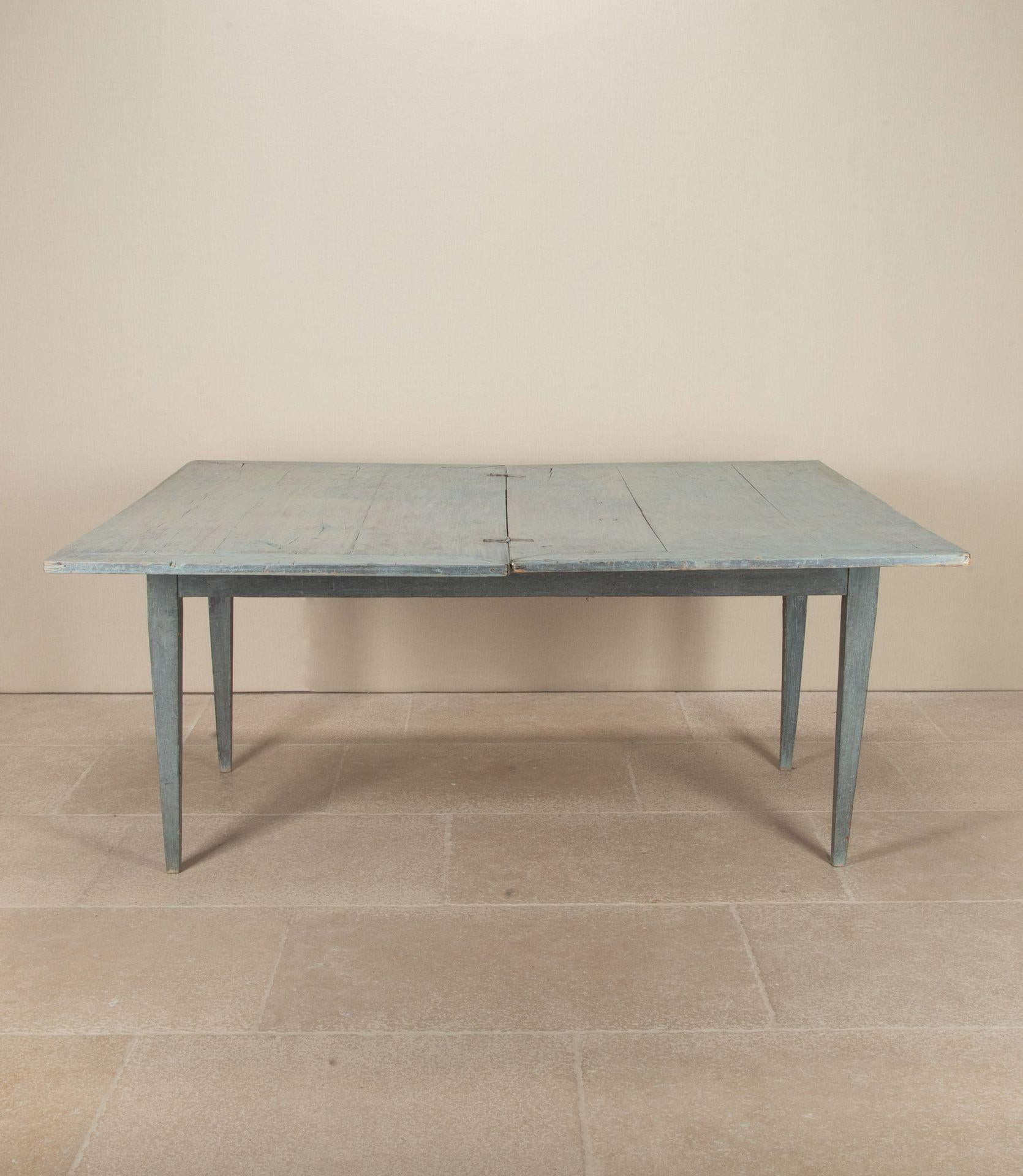 Directoire 19th Century Italian Dining Table For Sale