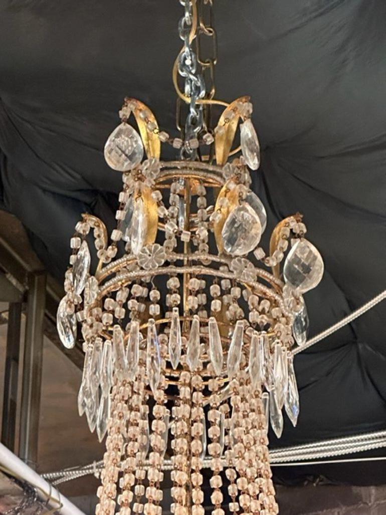 XIXe siècle Lustre Empire italien du 19e siècle en cristal perlé et tôle dorée en vente