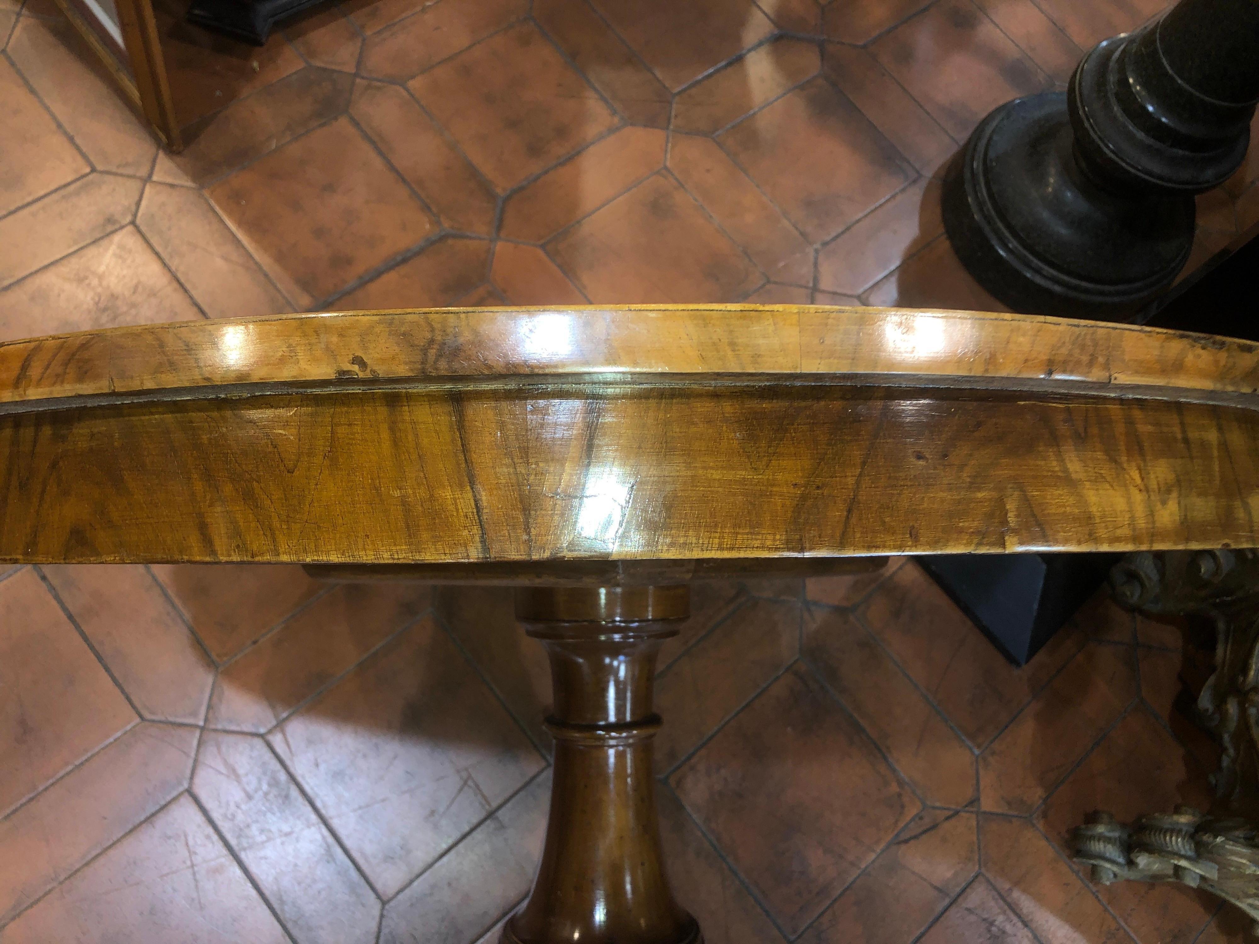 19th Century Italian Empire Walnut Center Table, 1800s For Sale 7