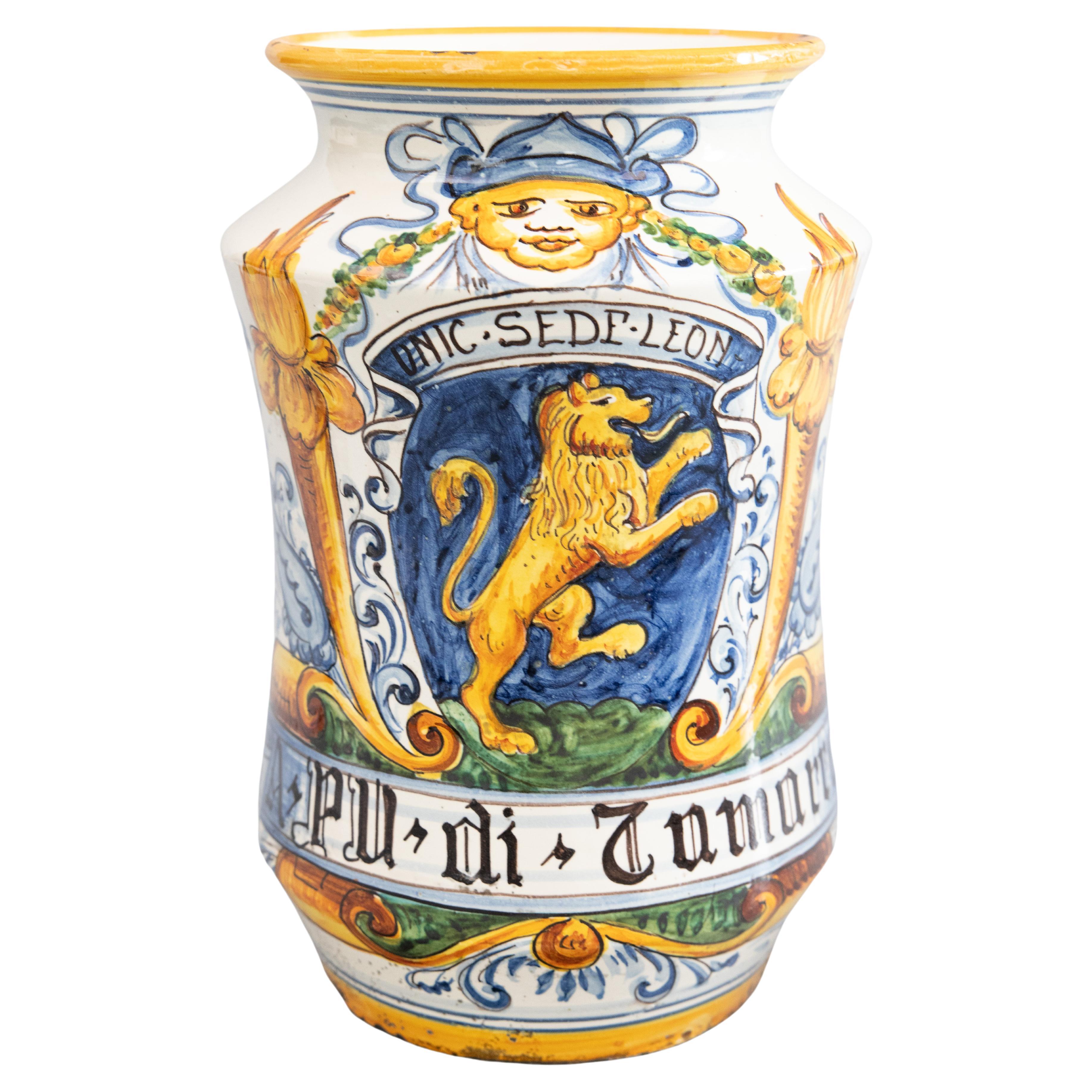 Vase d'apothicaire Albarello en faïence italienne du 19ème siècle en vente