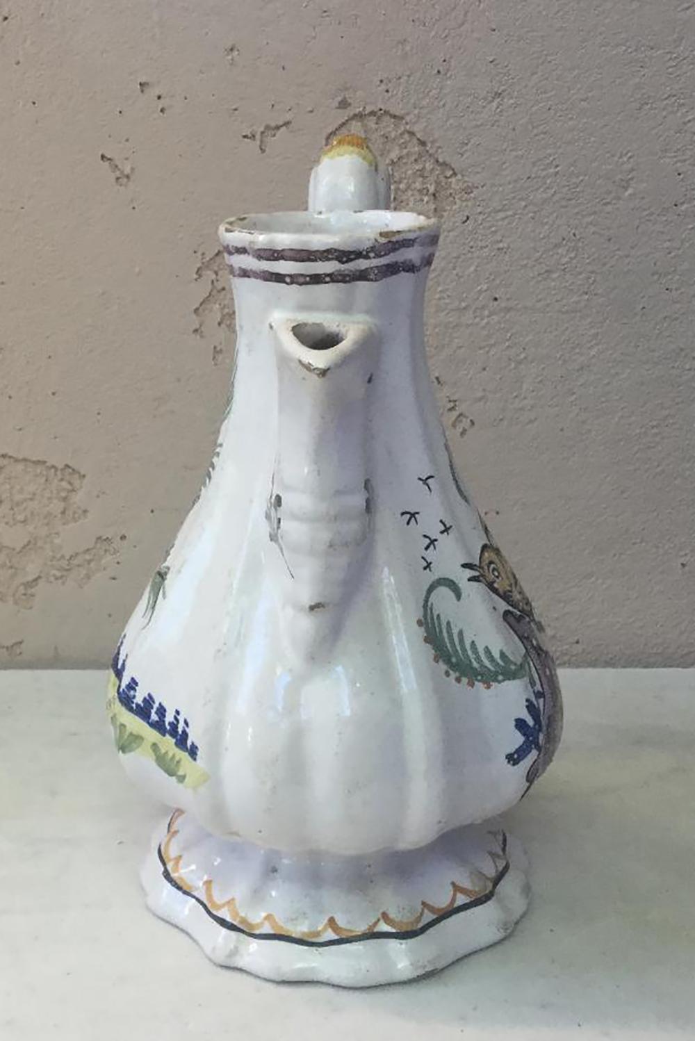 19th Century Italian Faience Pitcher In Good Condition For Sale In Austin, TX
