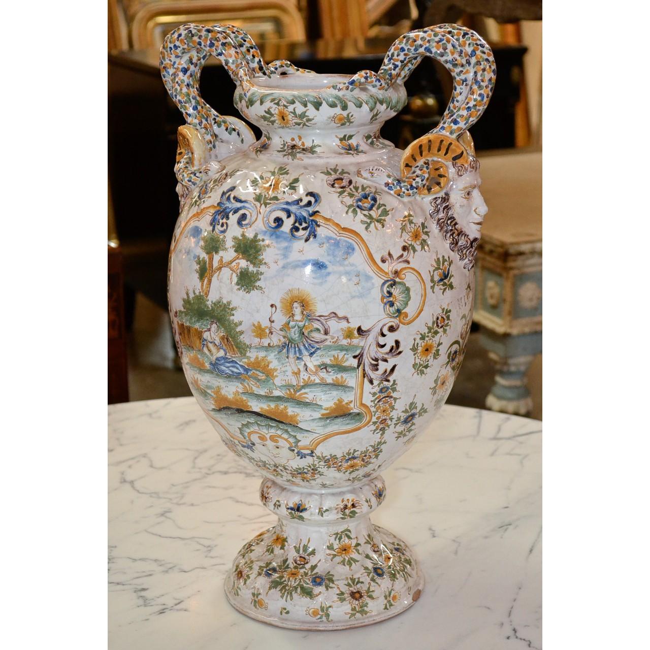 französische Fayence-Vase aus dem 19 (Italienisch)
