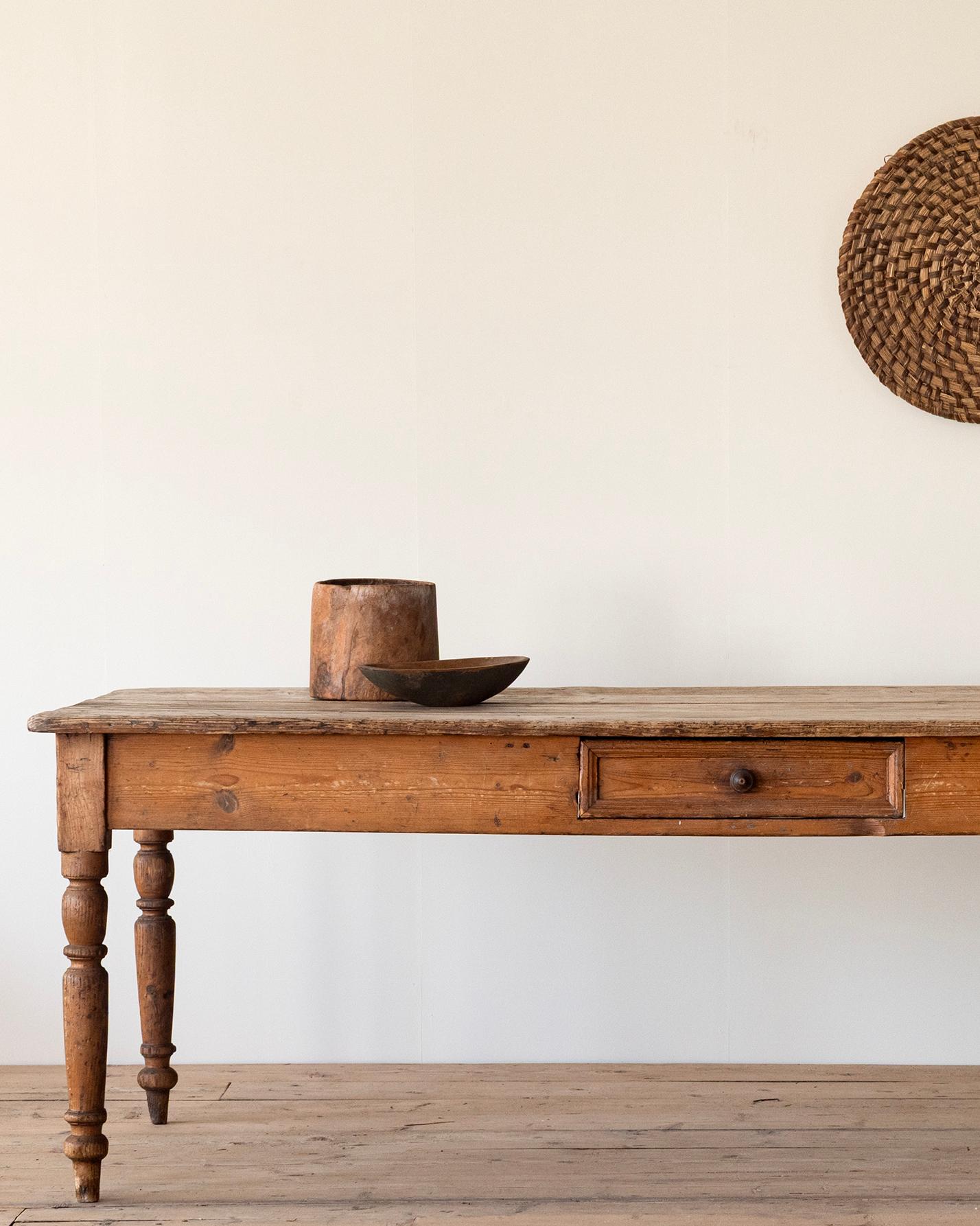 Artisanat Table de ferme italienne du 19e siècle. en vente